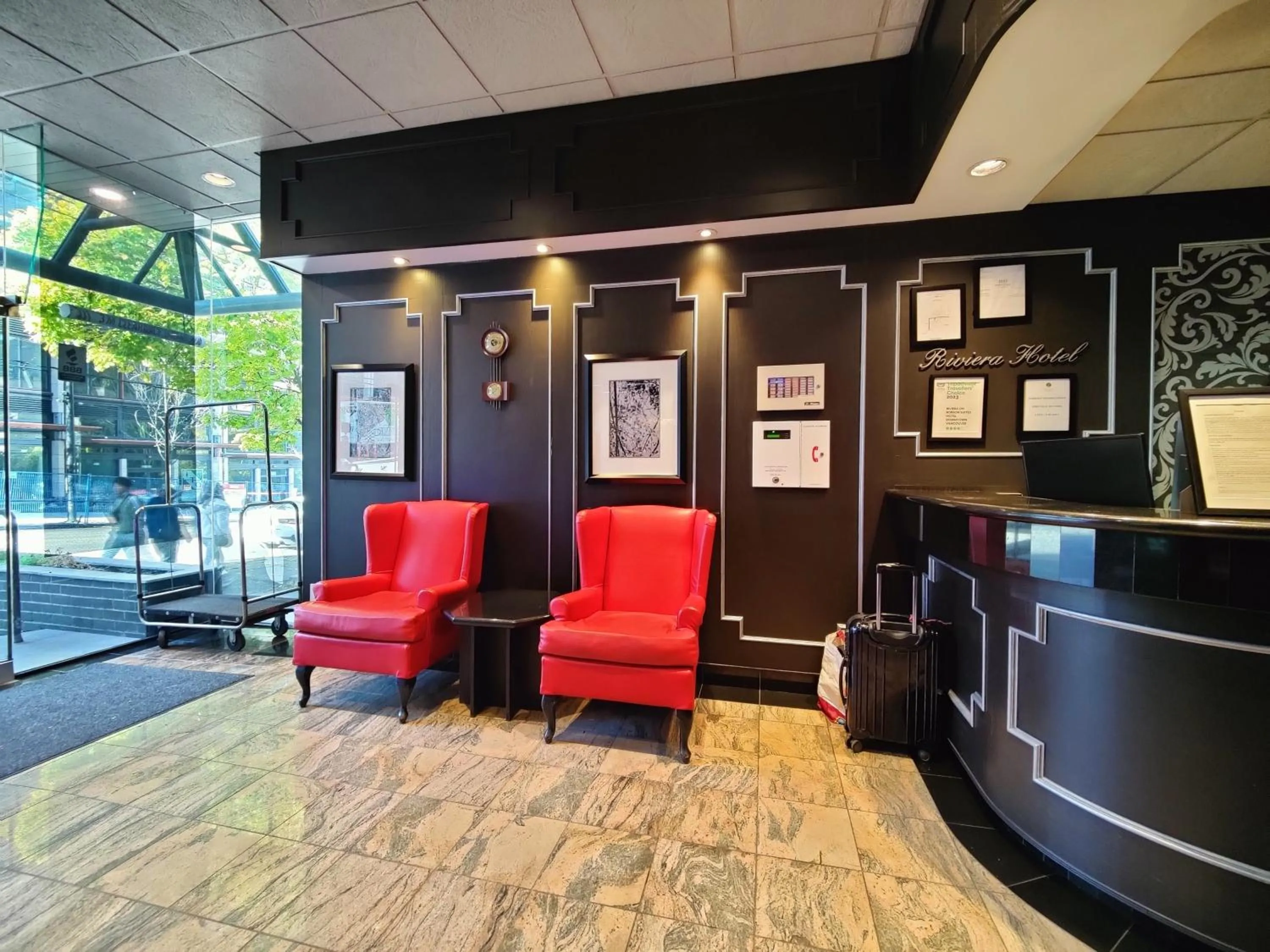 Lobby or reception in Divya Sutra Suites on Robson Downtown Vancouver