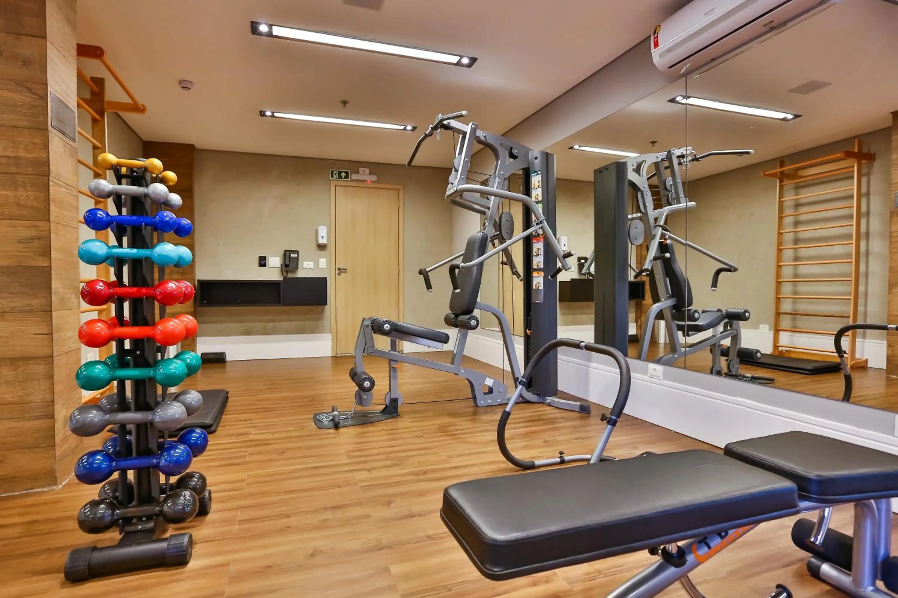 Fitness centre/facilities in Maringá Airport Hotel