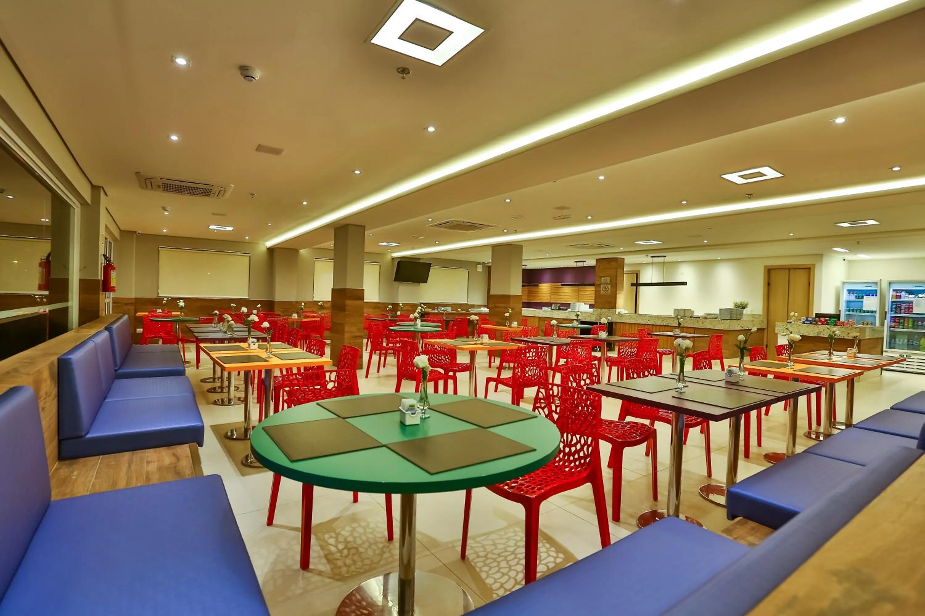 Restaurant/places to eat in Maringá Airport Hotel