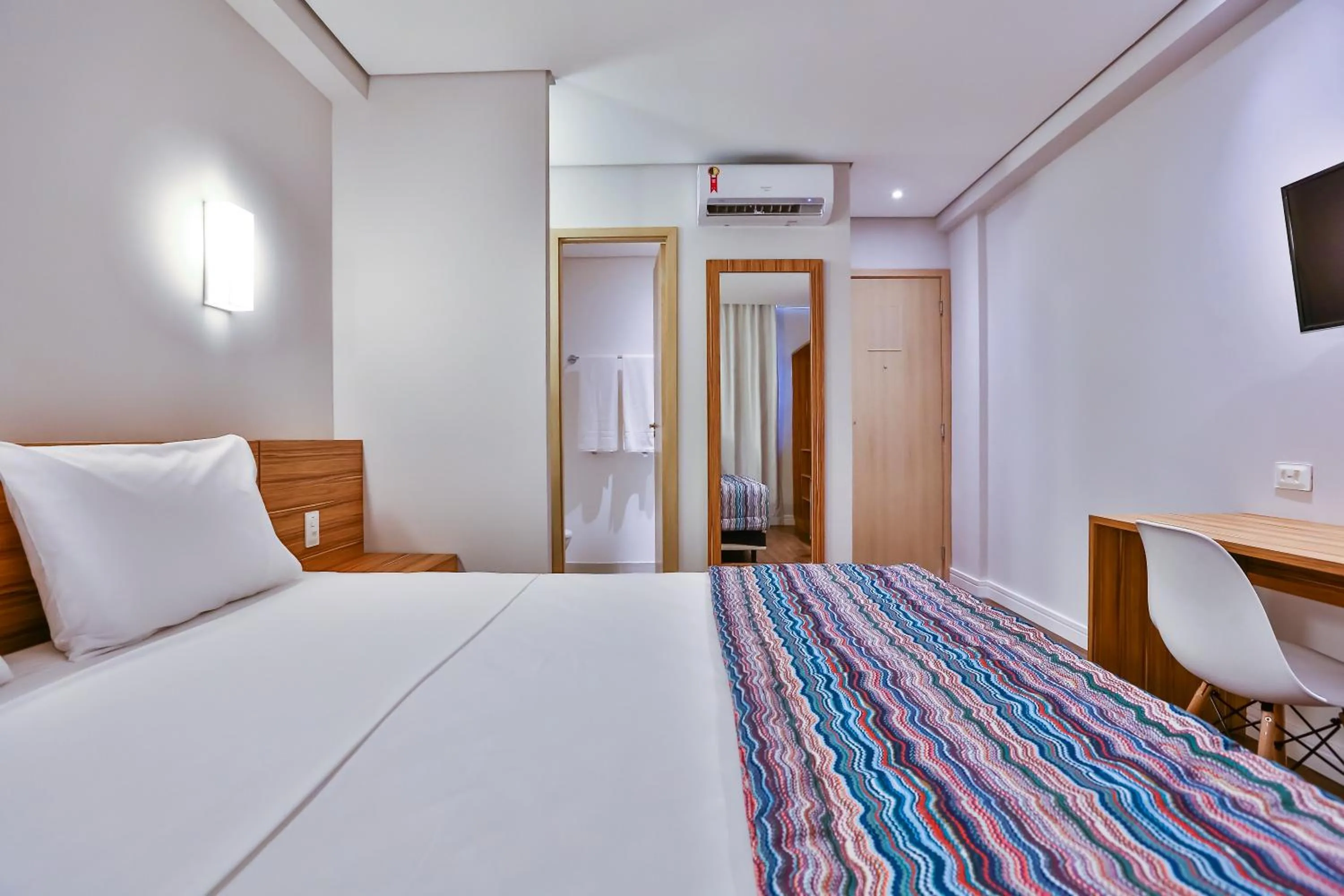 Bed in Maringá Airport Hotel