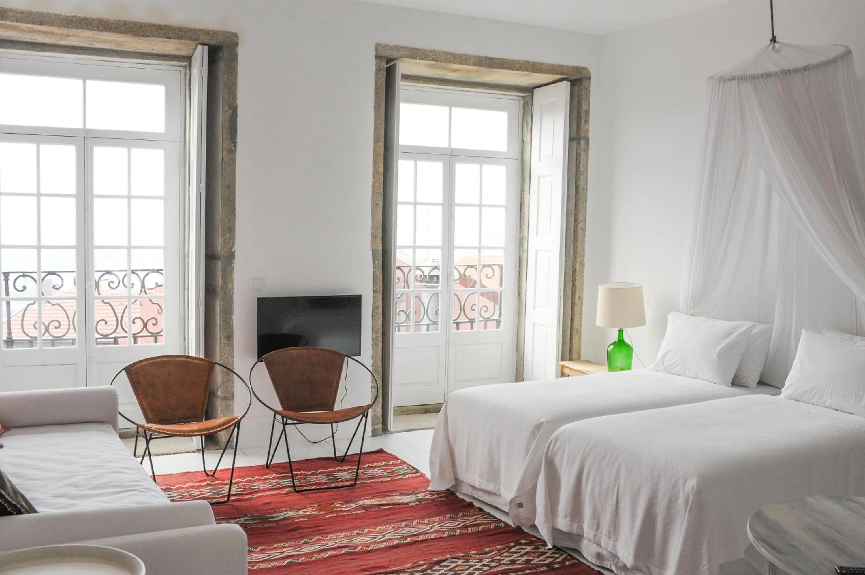 Bedroom, Bed in Mo House