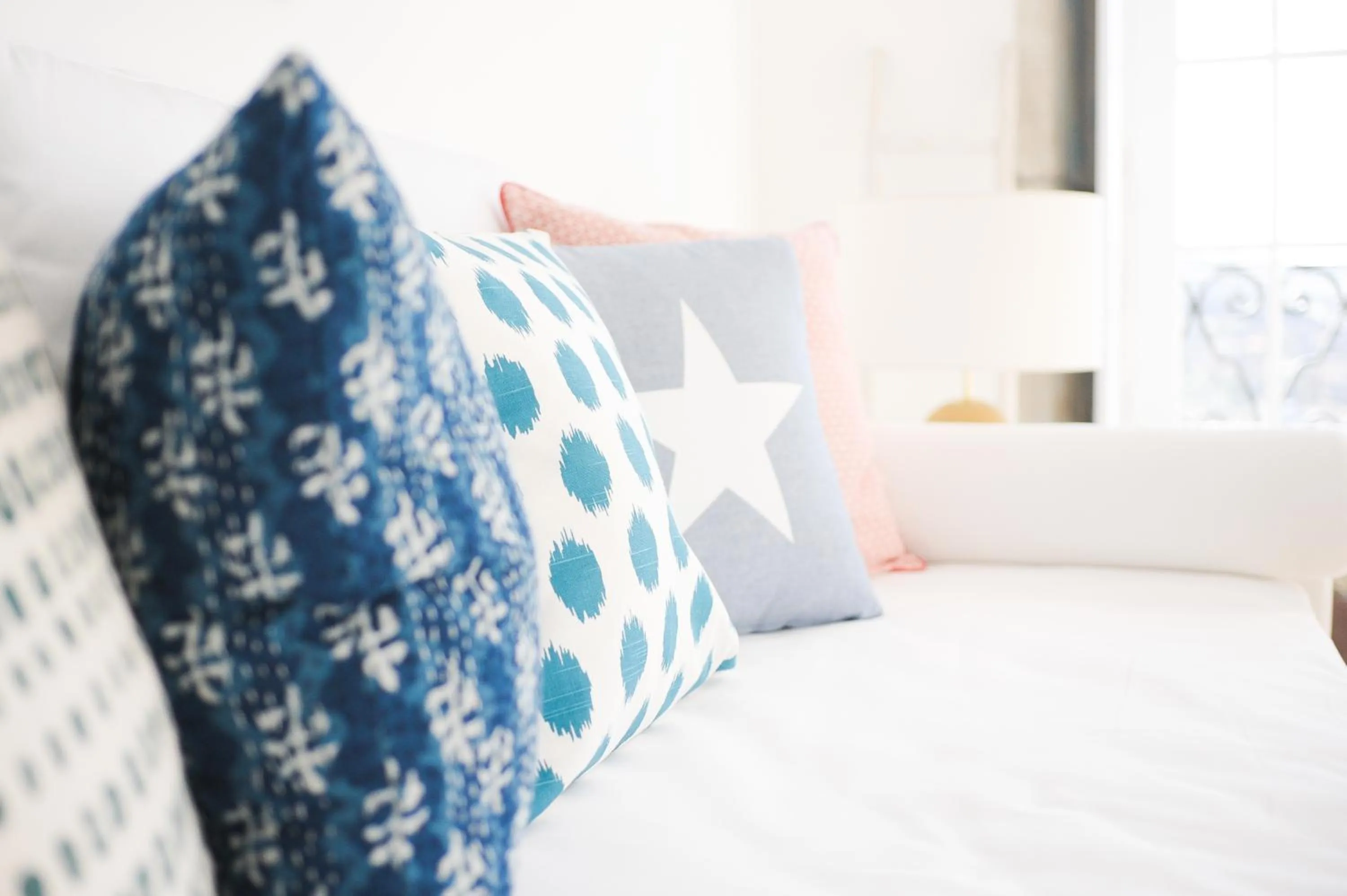 Bedroom, Bed in Mo House