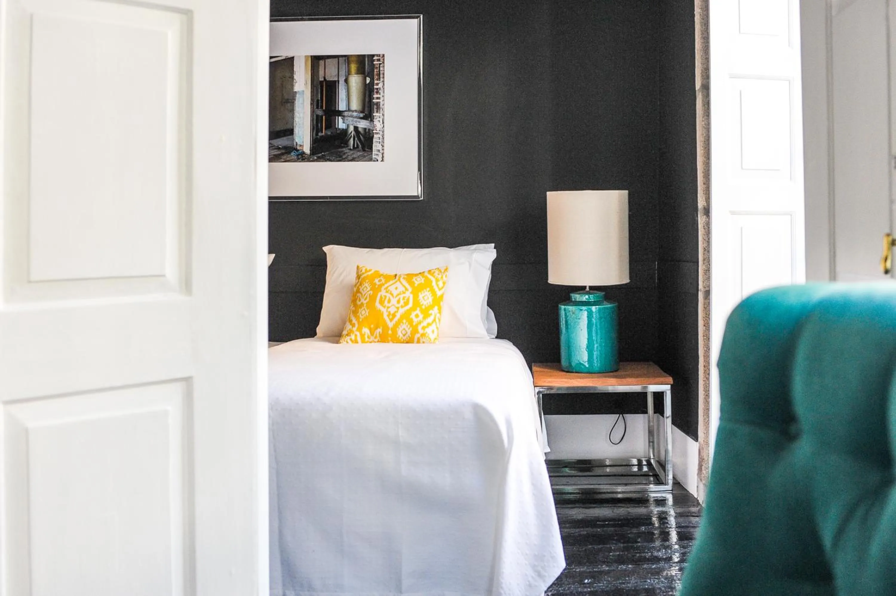 Bedroom, Bed in Mo House