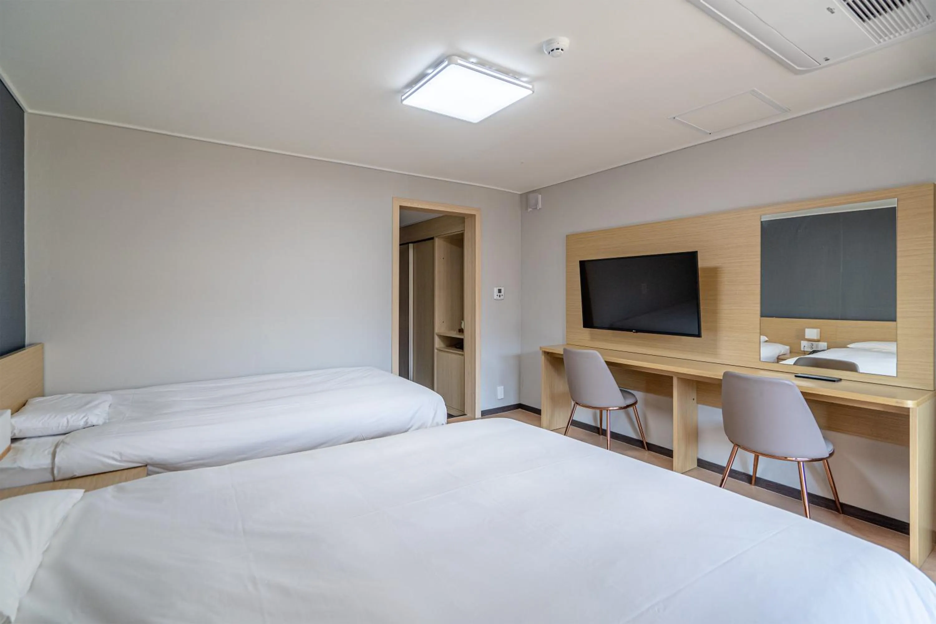 Bed in Cheongpung Resort