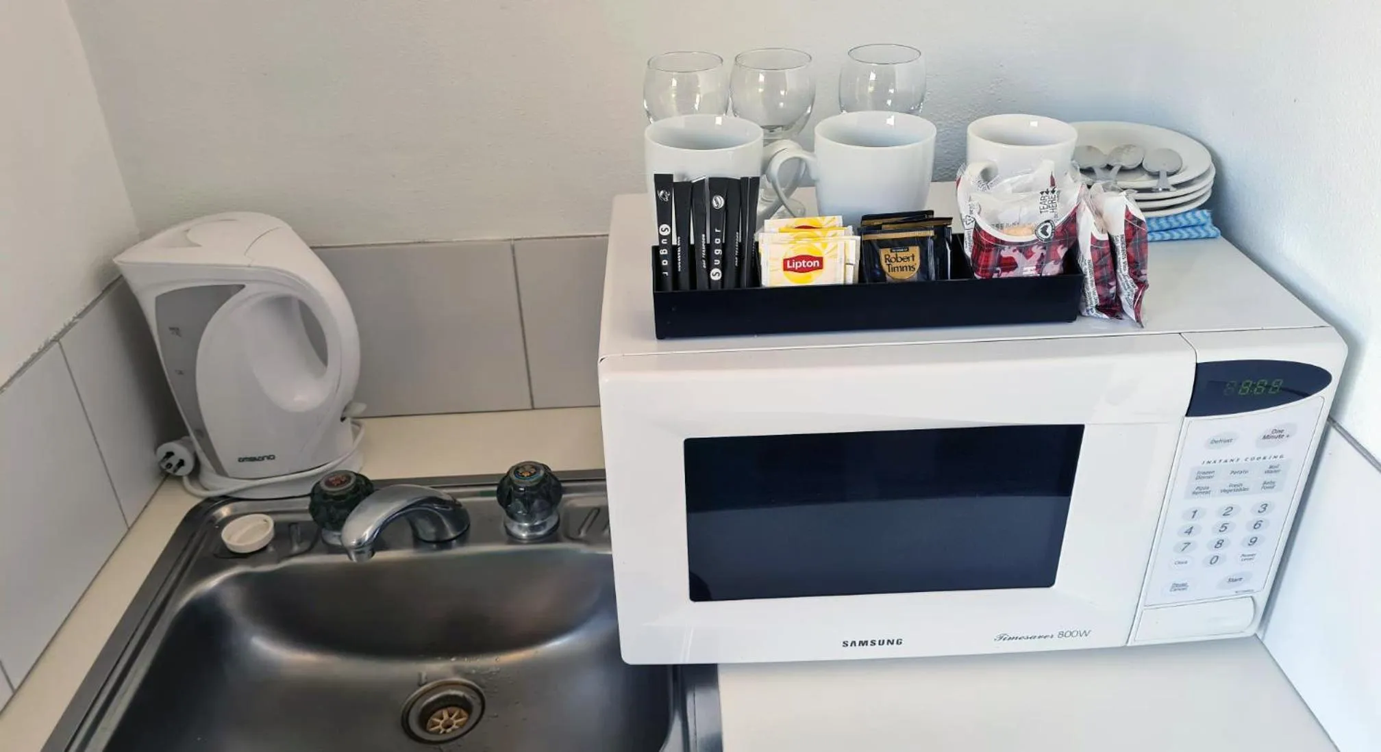 Kitchen or kitchenette in Seaton Arms Motor Inn