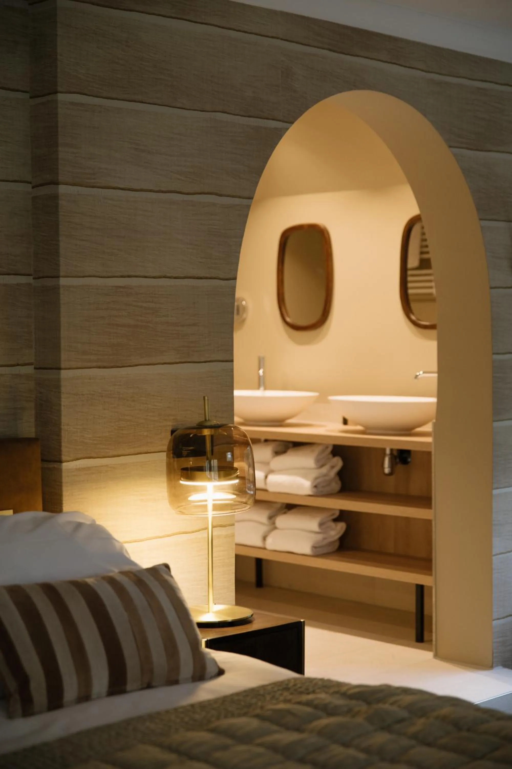 Bed in Van der Valk Hotel Apeldoorn - de Cantharel