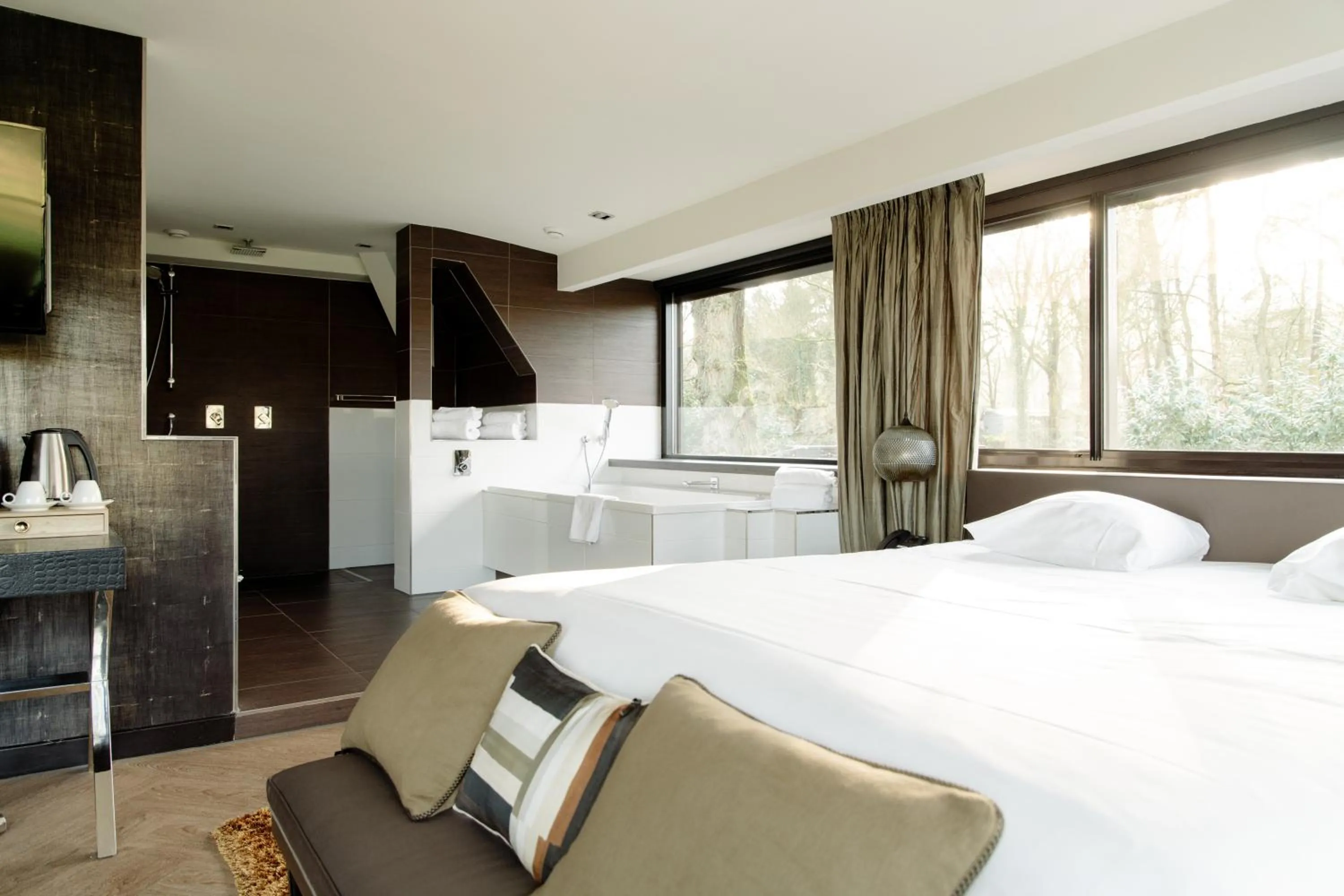 Bed in Van der Valk Hotel Apeldoorn - de Cantharel