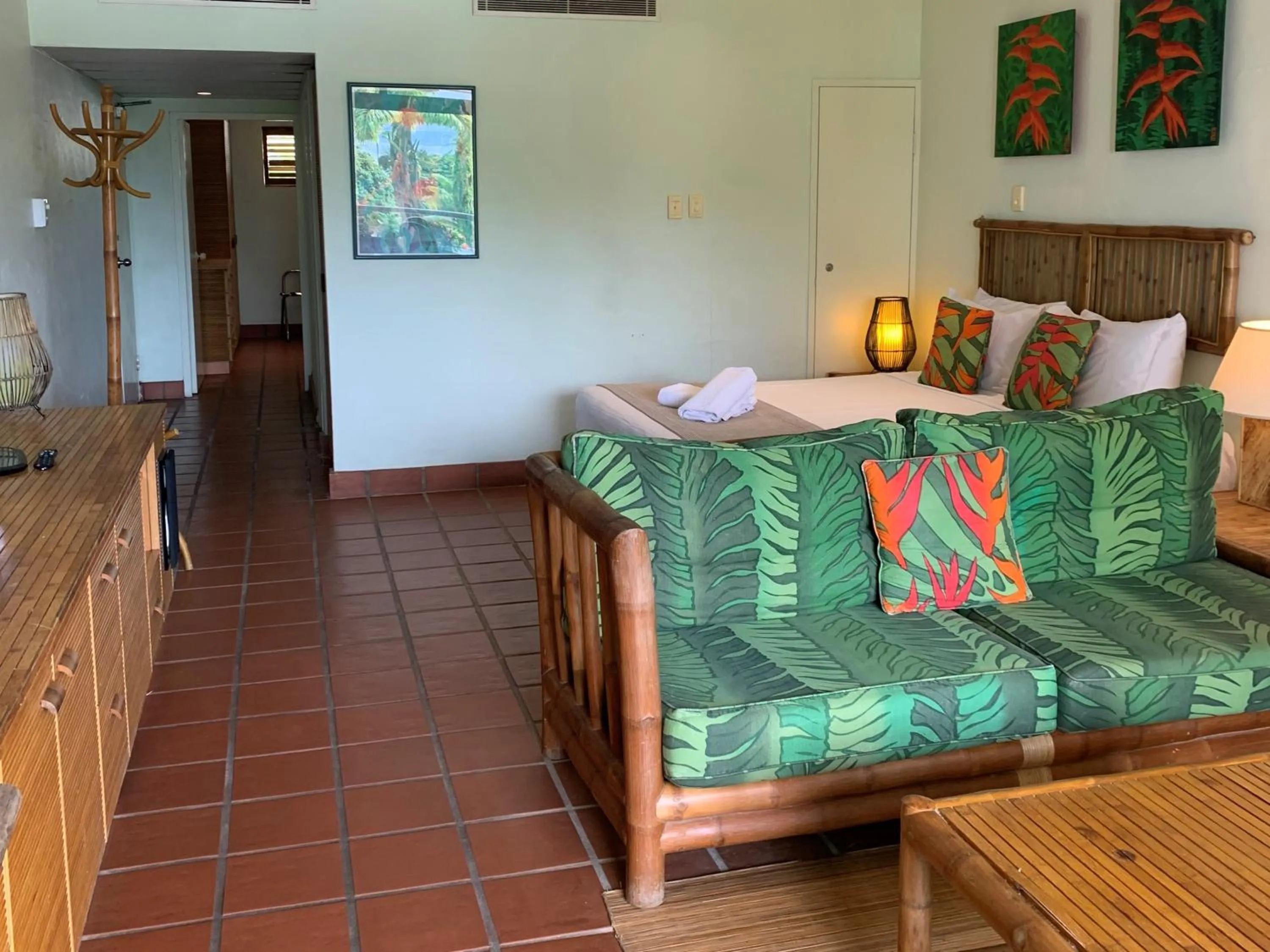 Seating area, Bed in Club Tropical Resort - Official Onsite Reception & Check In