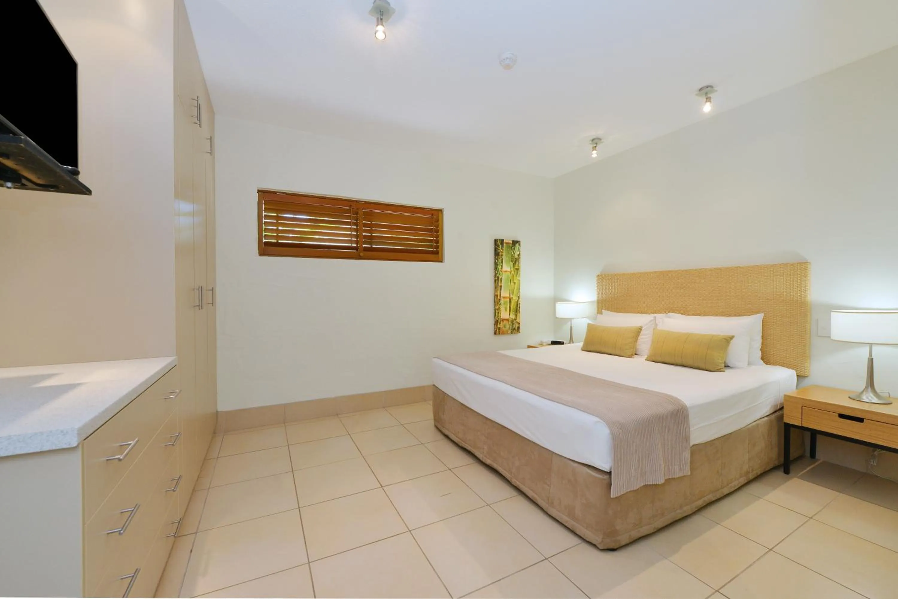 Bedroom, Bed in Club Tropical Resort - Official Onsite Reception & Check In