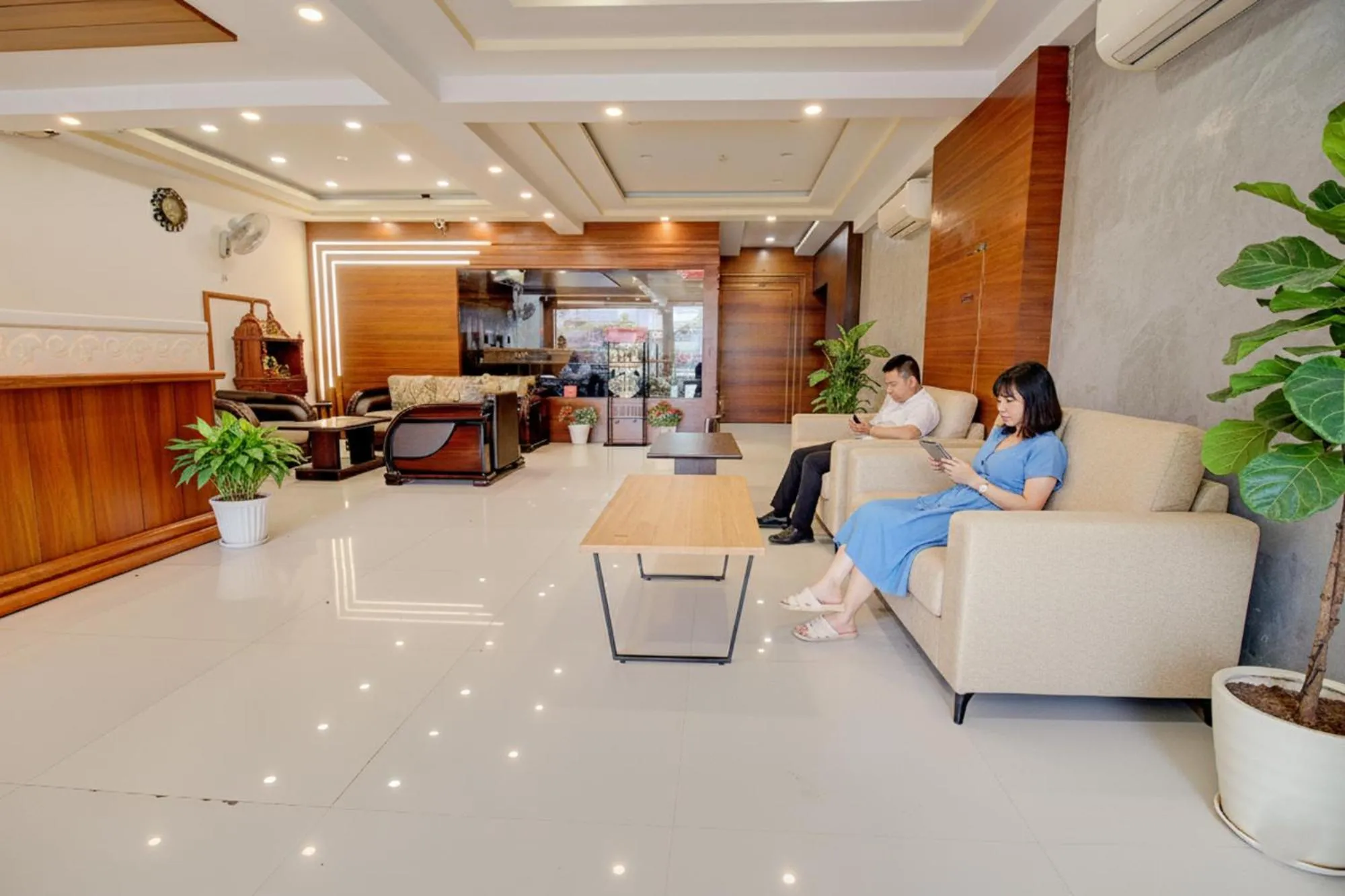 Seating area in FabHotel PS Grand