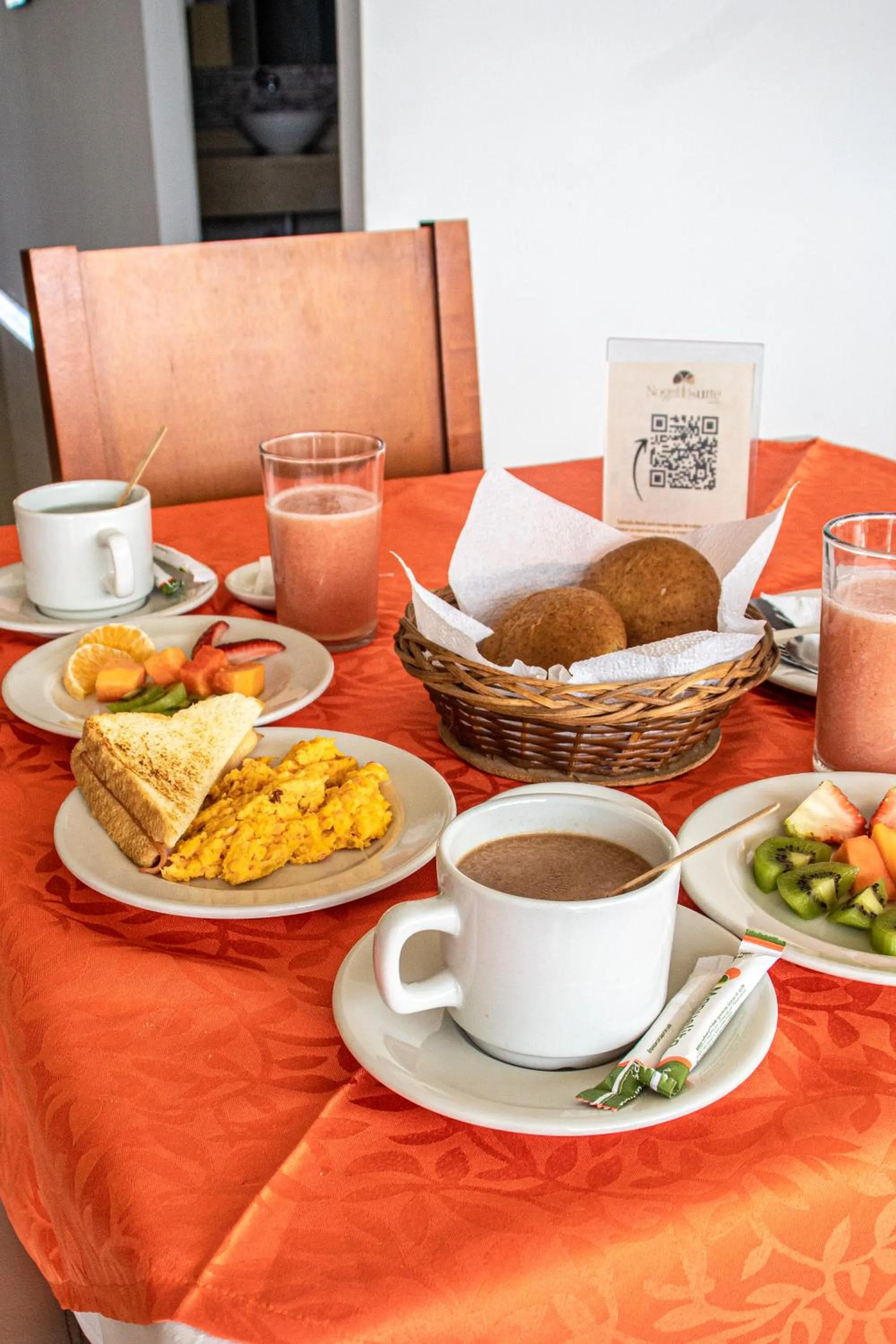 Breakfast in Nogal Suite Hotel Ipiales