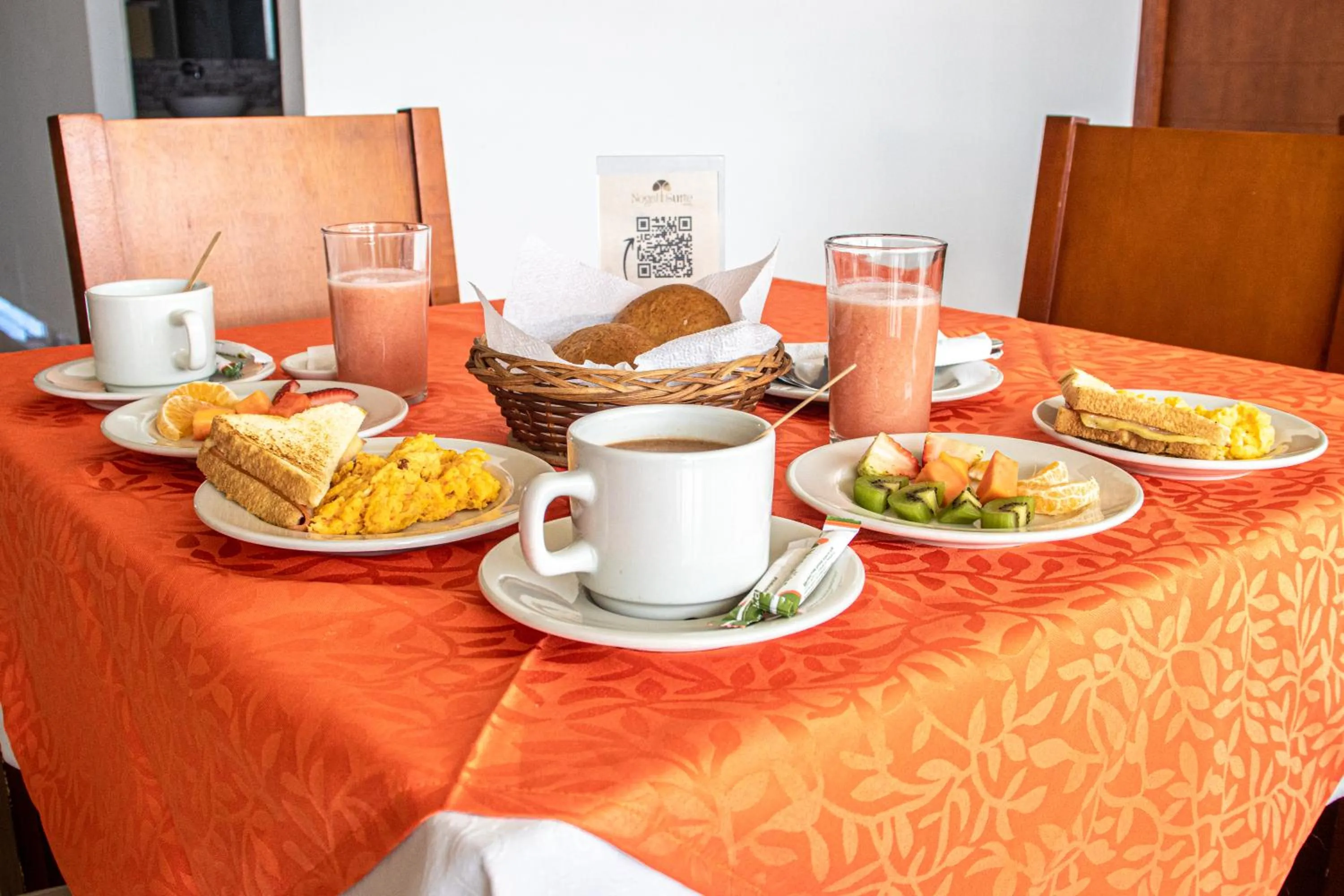 Breakfast in Nogal Suite Hotel Ipiales
