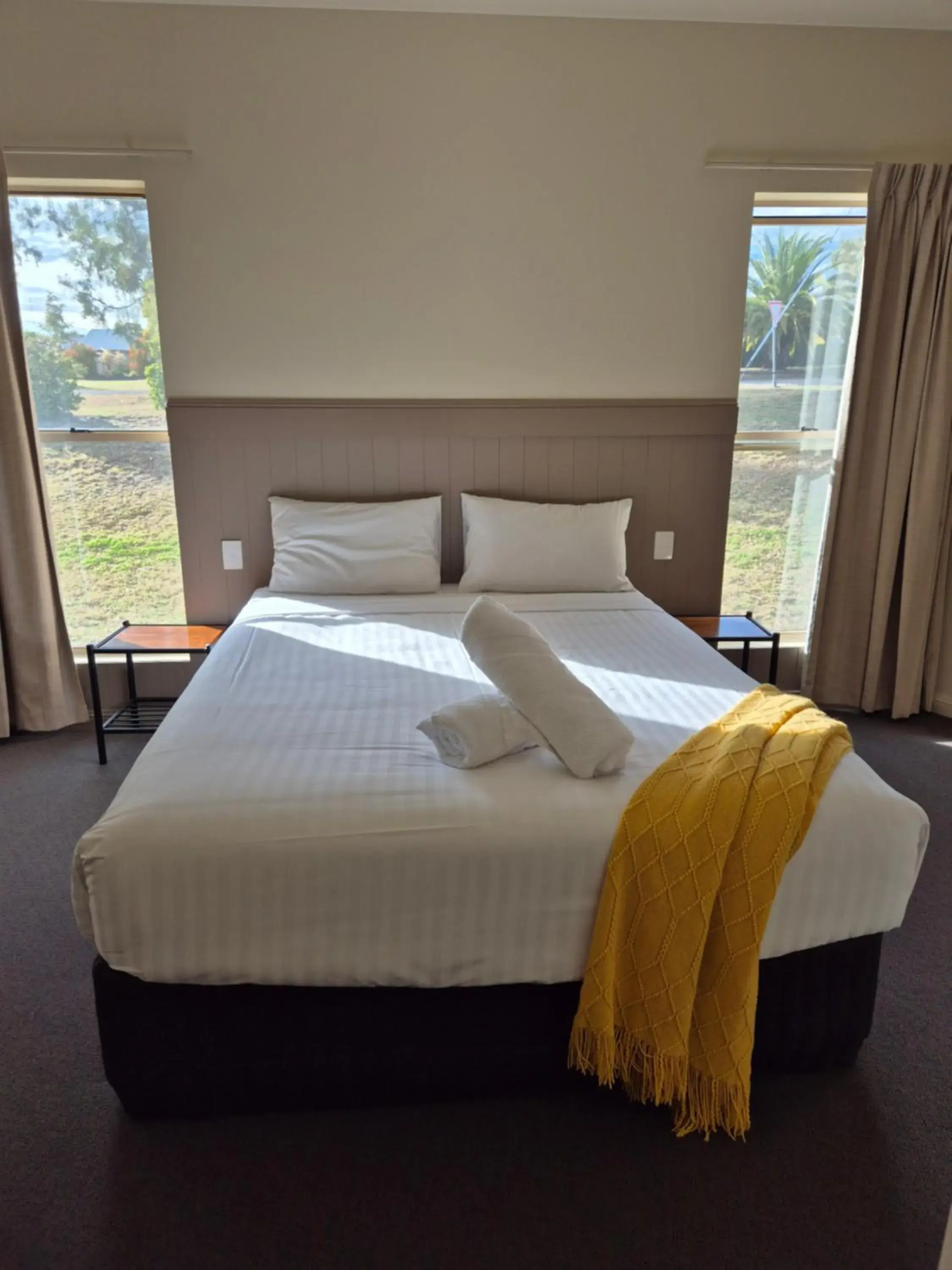 Executive Suite in Pittsworth Motor Inn Executive Suite in Pittsworth Motor Inn