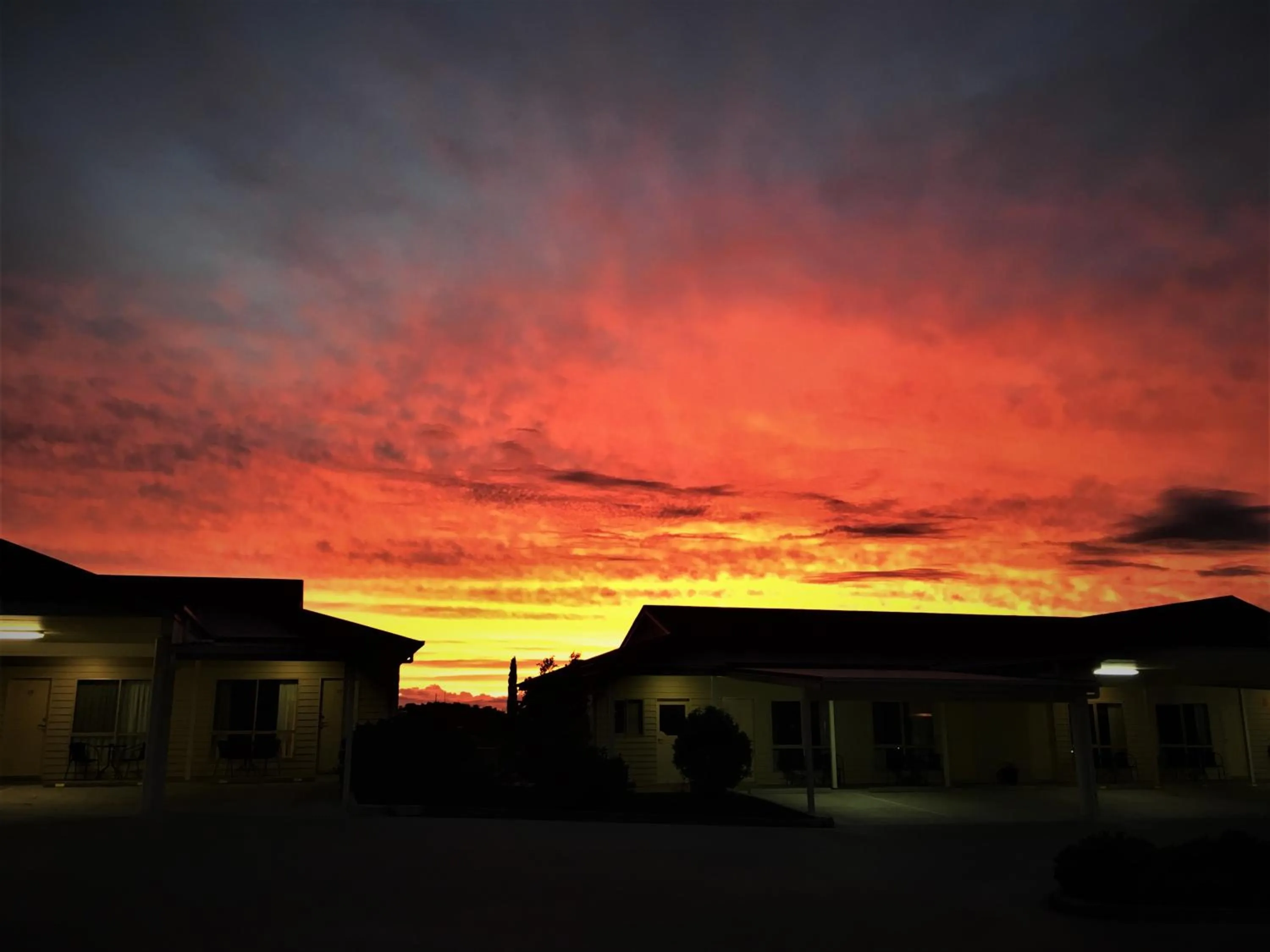 Property building in Pittsworth Motor Inn