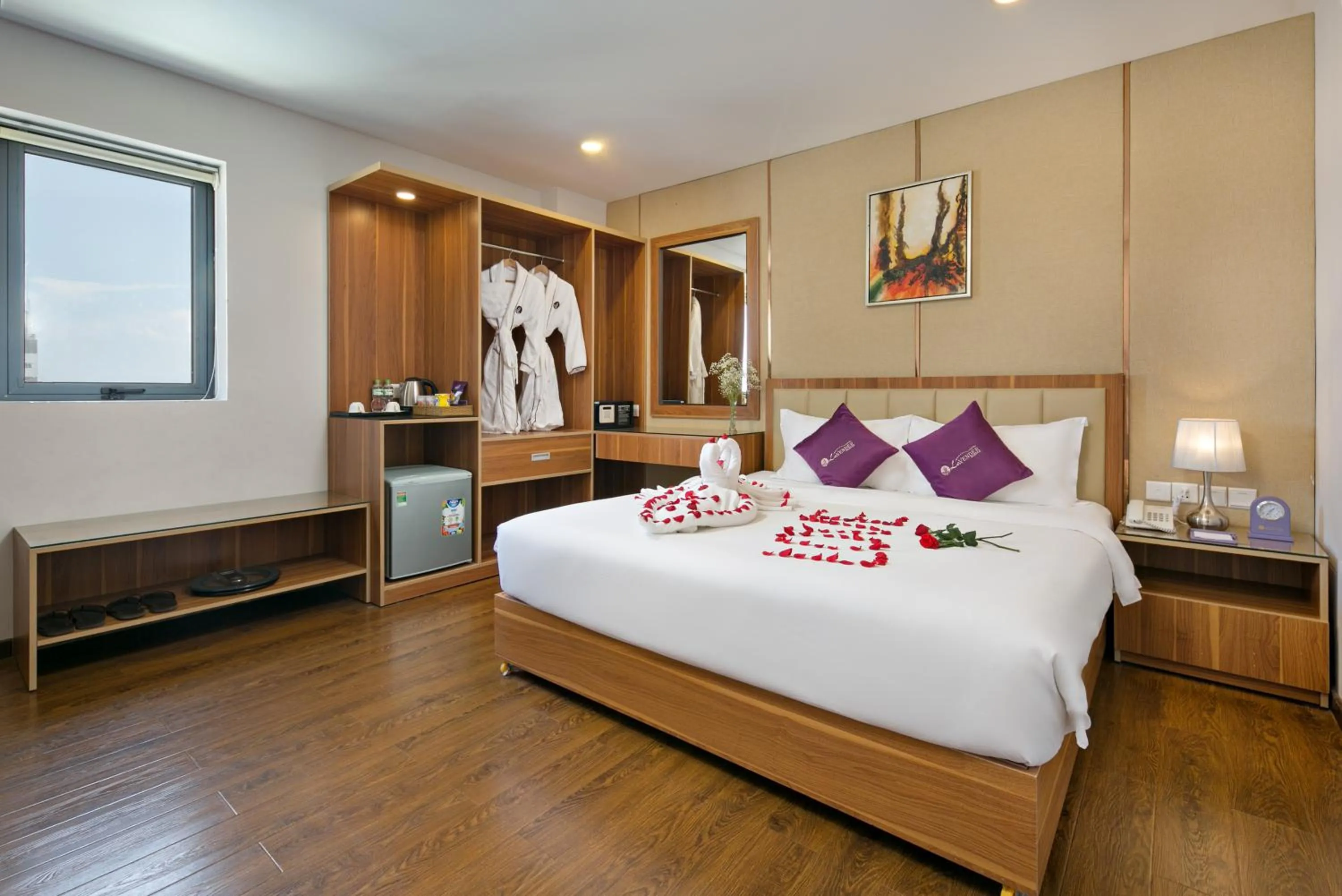 Photo of the whole room, Bed in Lavender Riverside Hotel