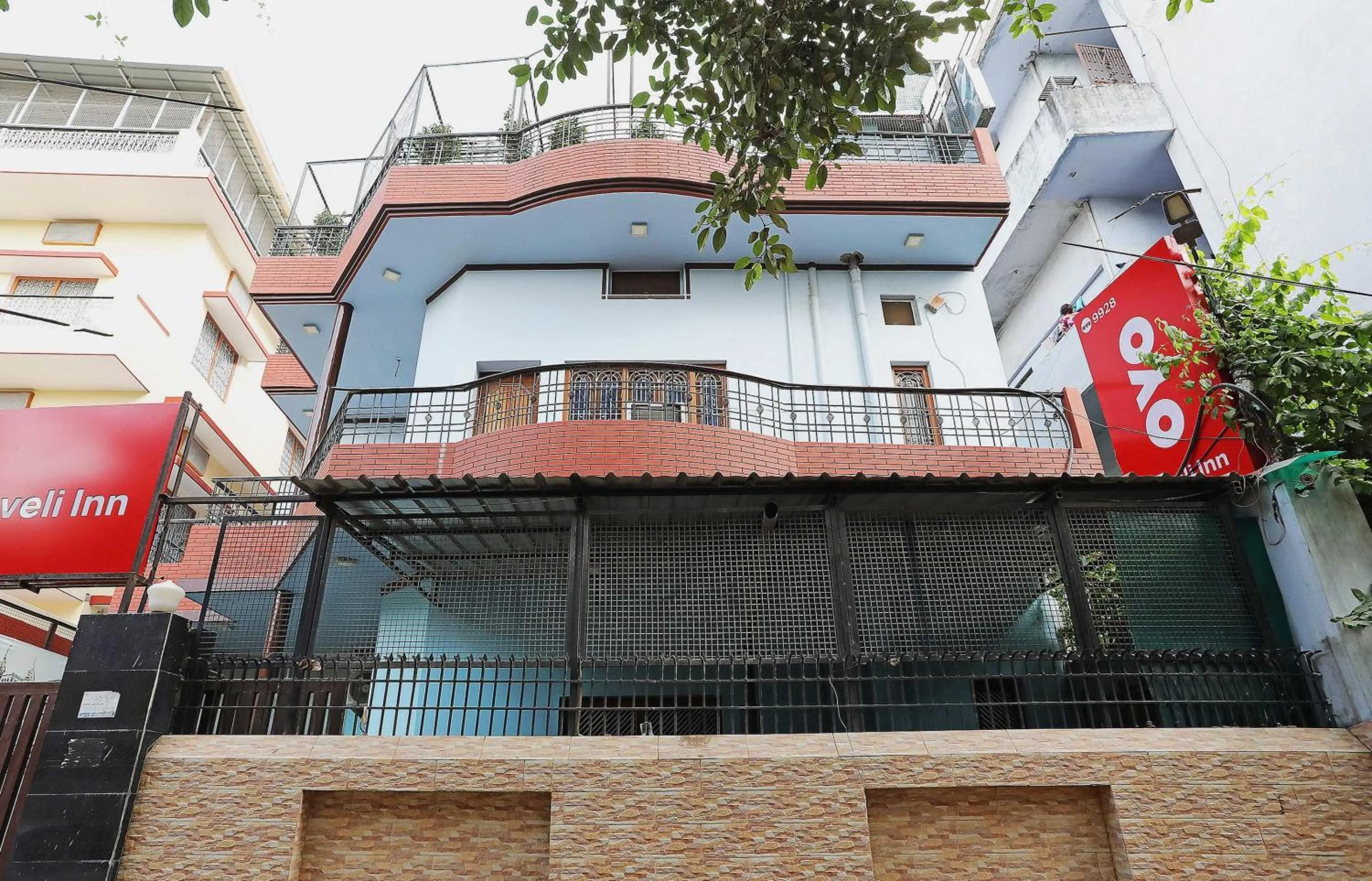 Facade/entrance in Hotel O Haveli Inn