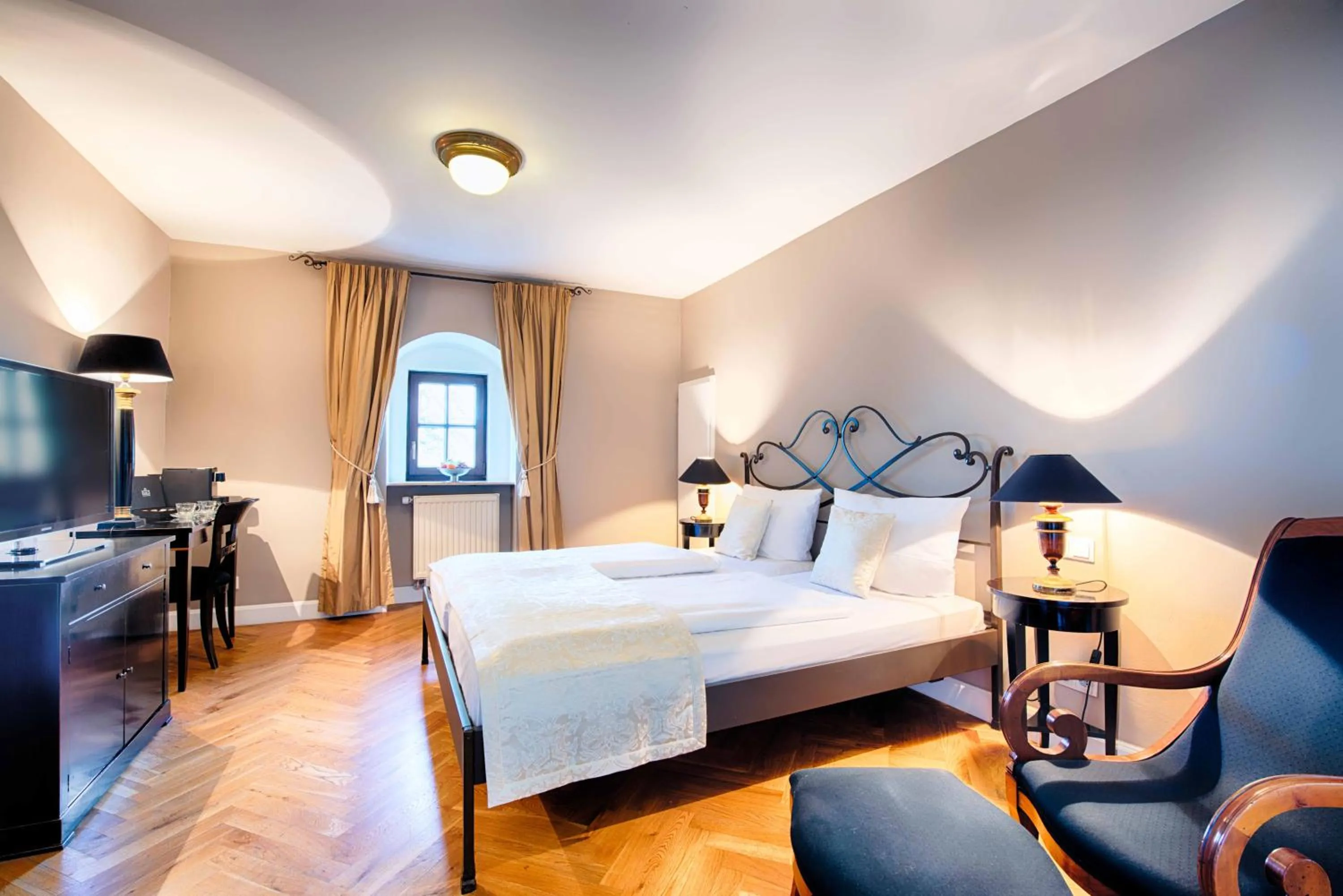 Bed in Hotel Schloss Lehen