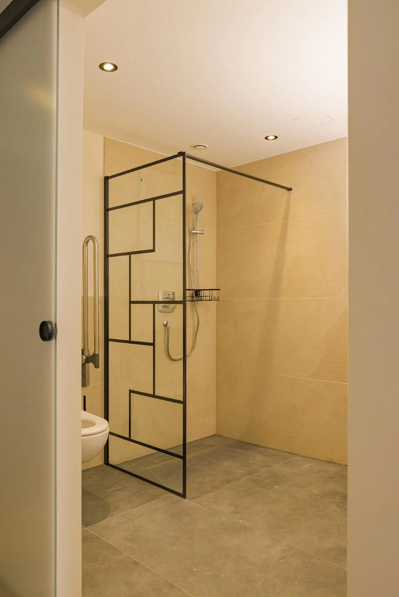 Shower in Hotel Schloss Lehen