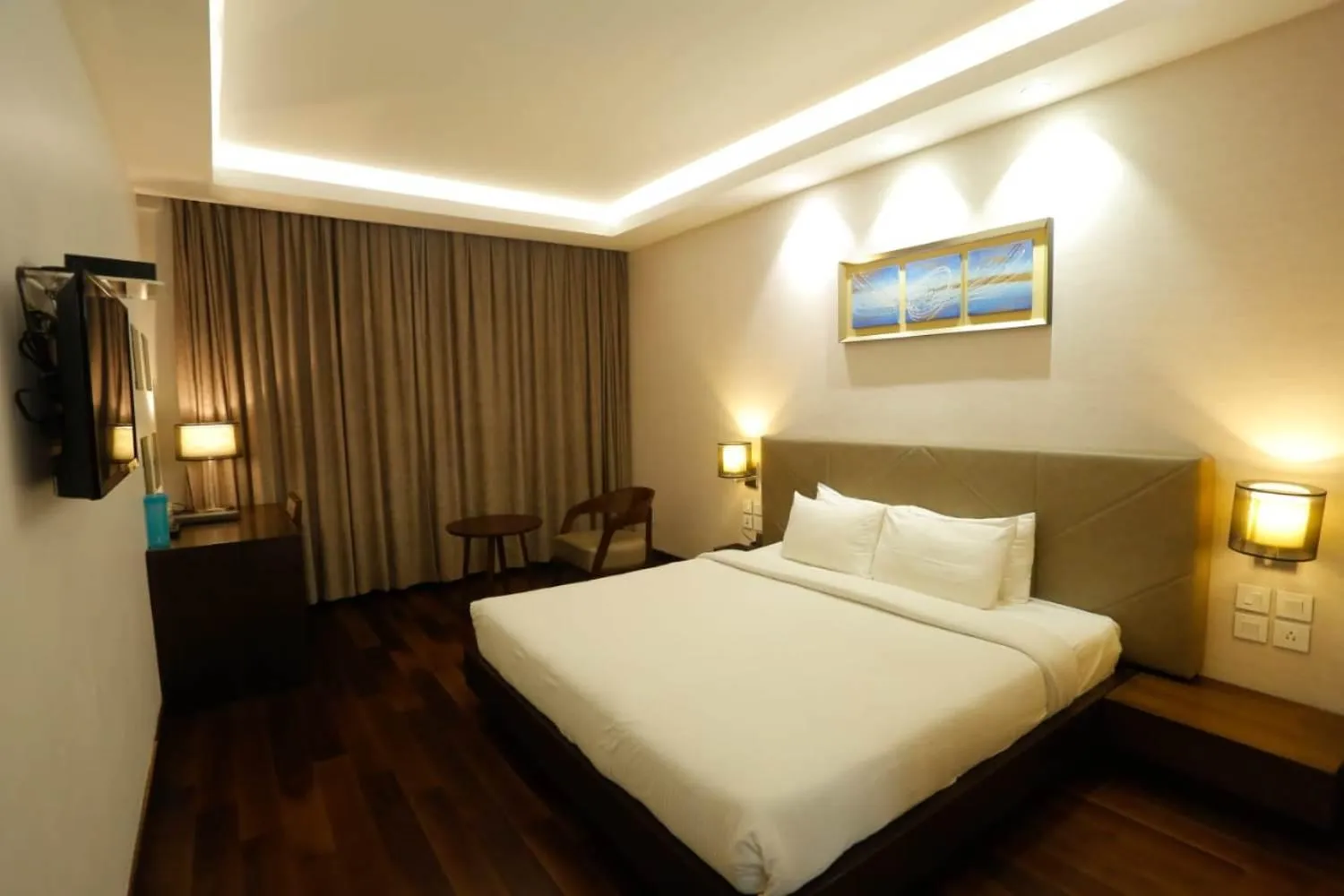 Bed in The Hamuse Hotel Kodaikanal - Luxury Redefined