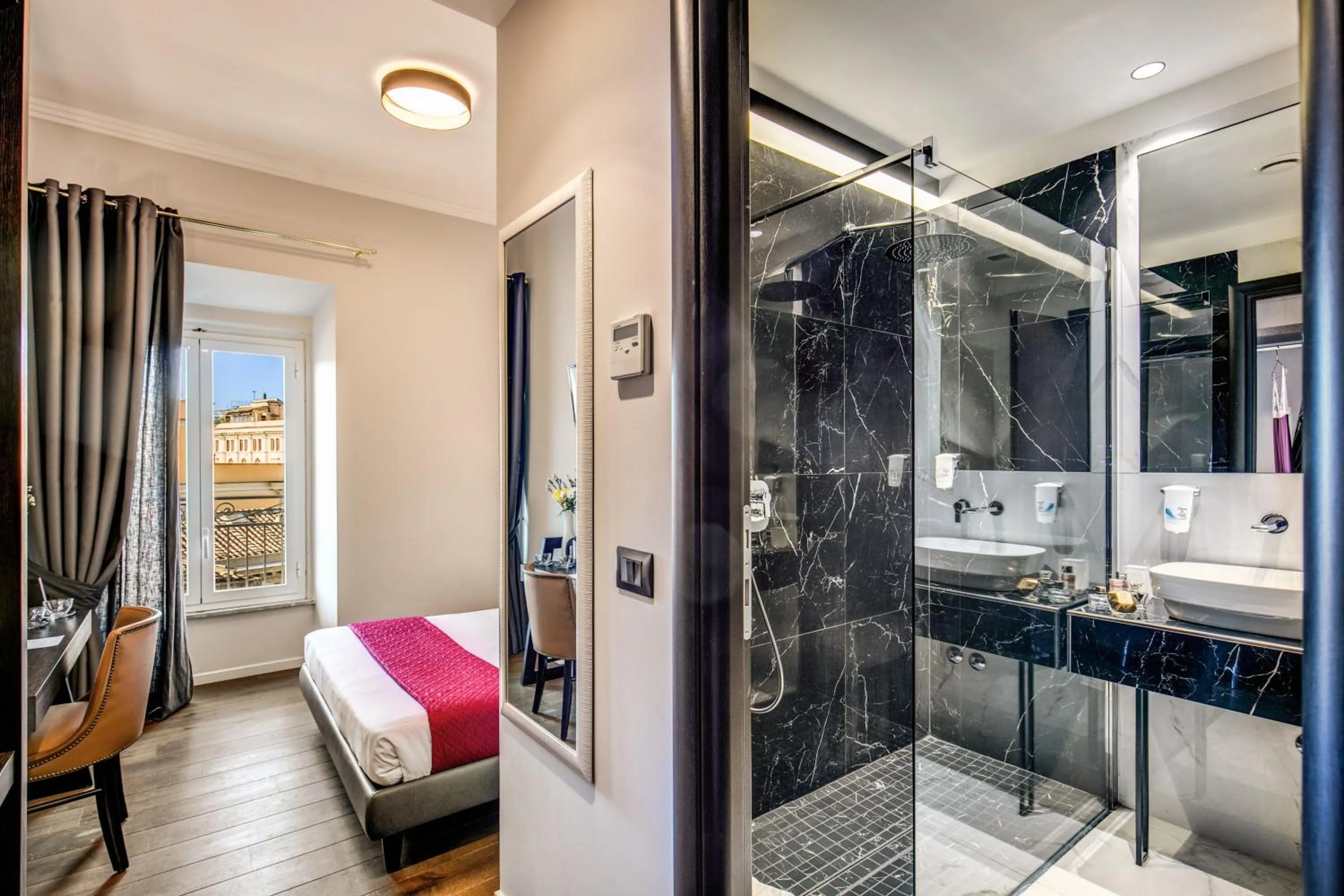 Bedroom, Bed in Piccola Navona Roof Garden