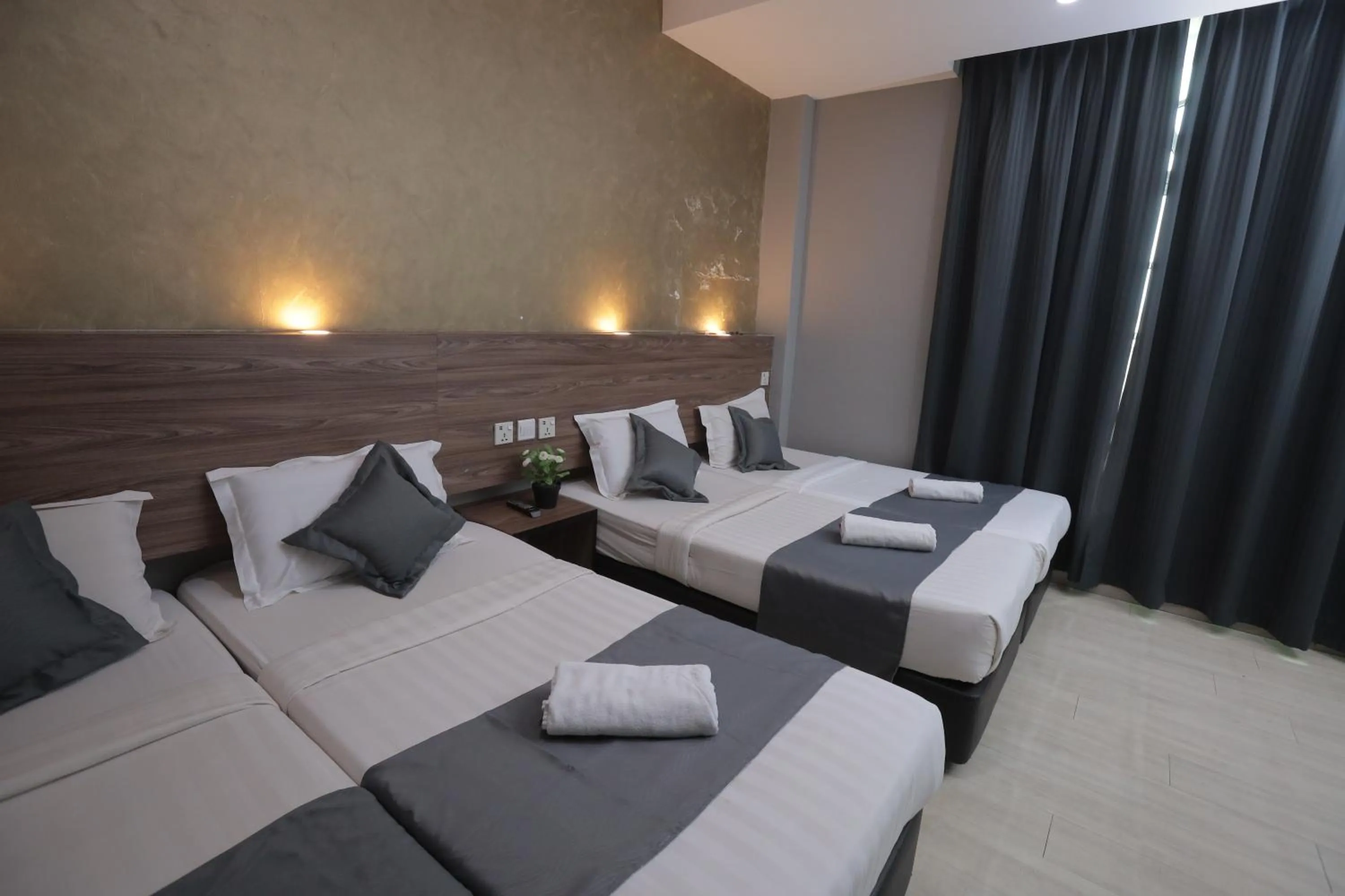 Bedroom, Bed in DJ Citi Point Hotel