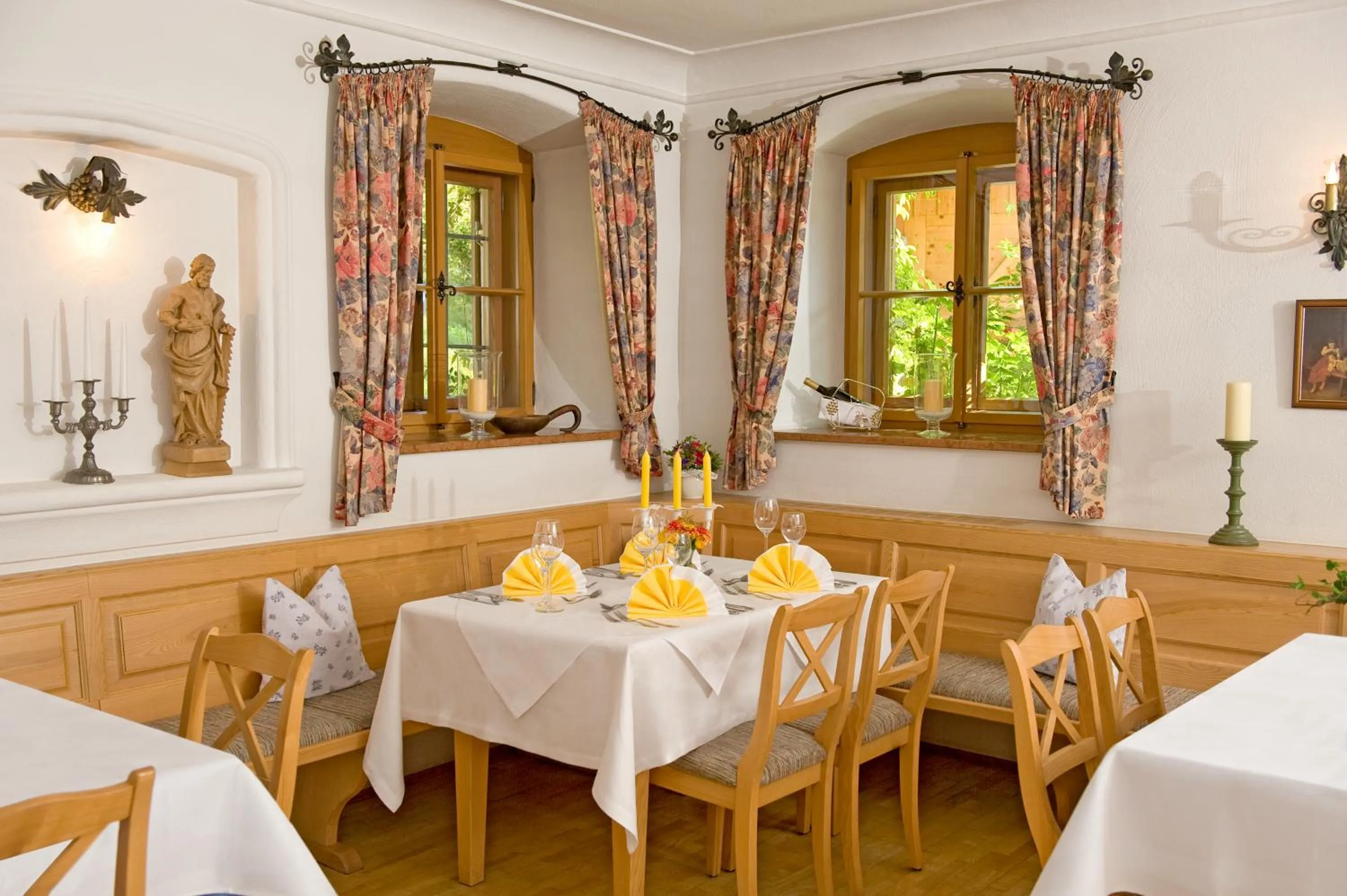 Restaurant/places to eat in Hotel-Gasthof Mauthäusl