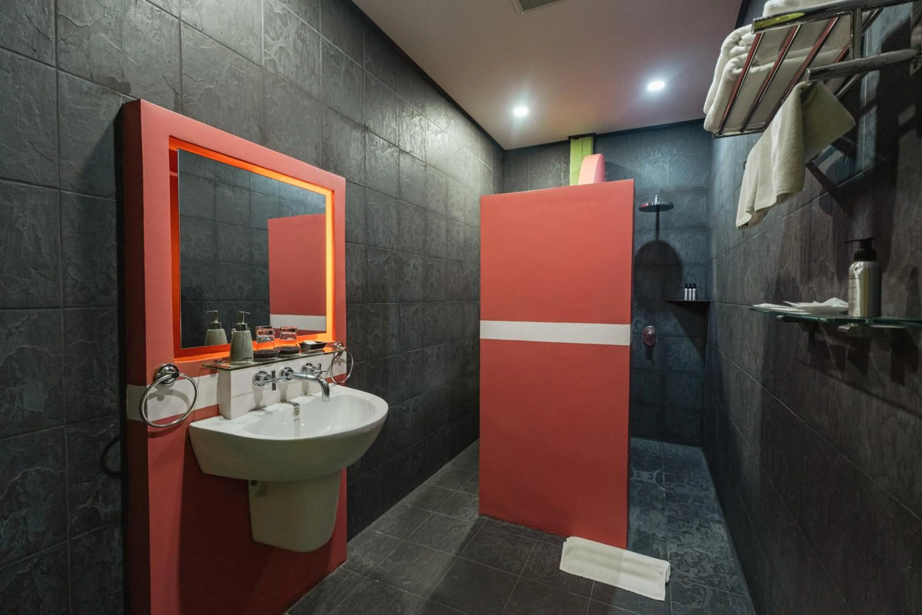 Shower in Villa Maly Boutique Hotel