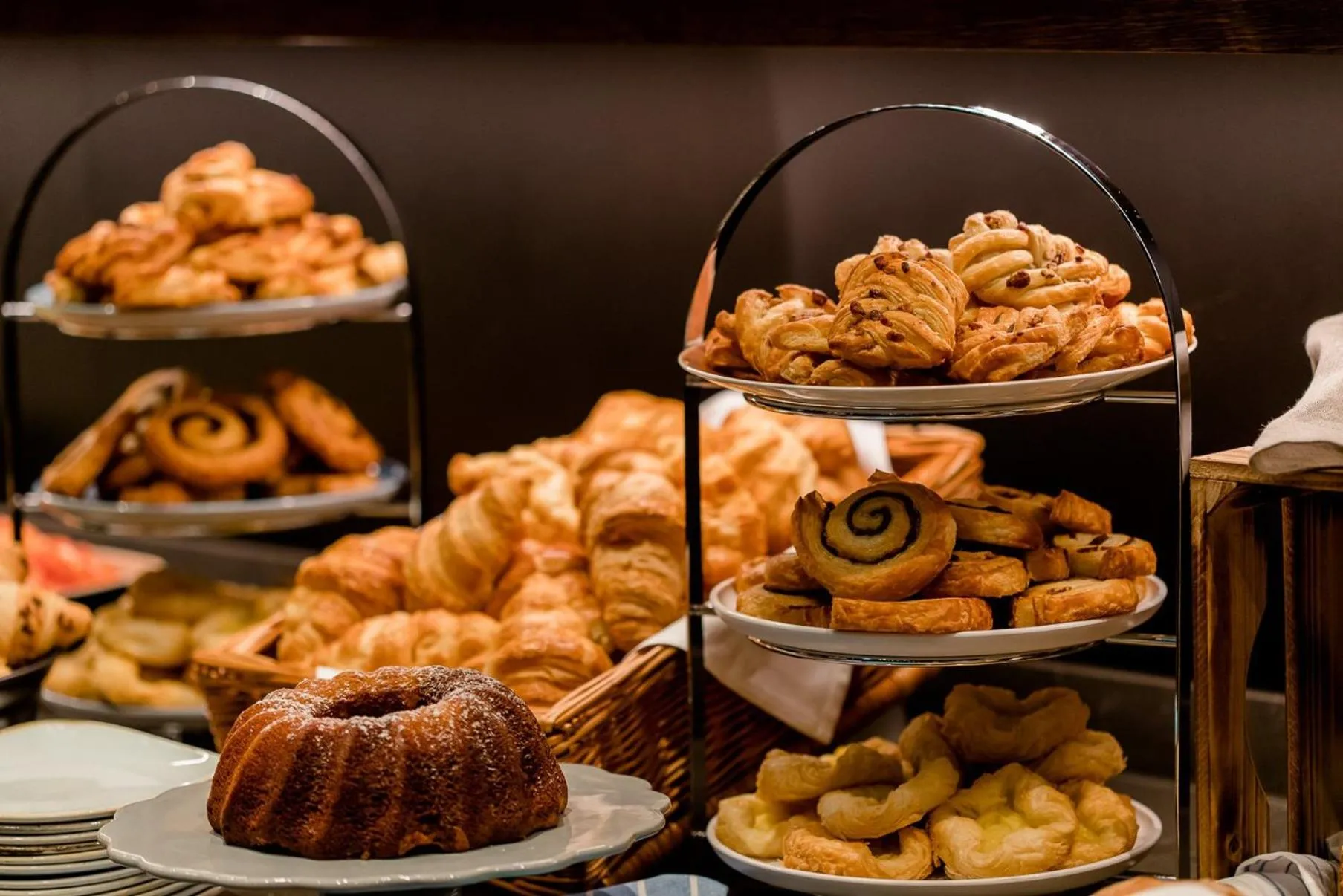 Buffet breakfast in Motel One Berlin-Hauptbahnhof