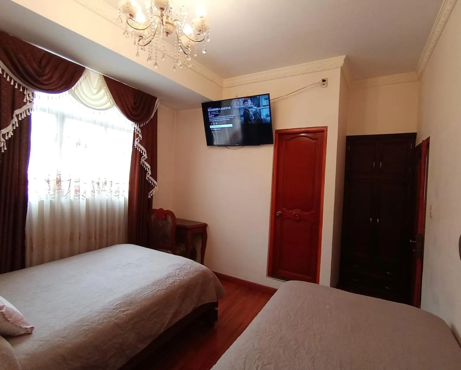 Bed in Hostal Terrabella SRL