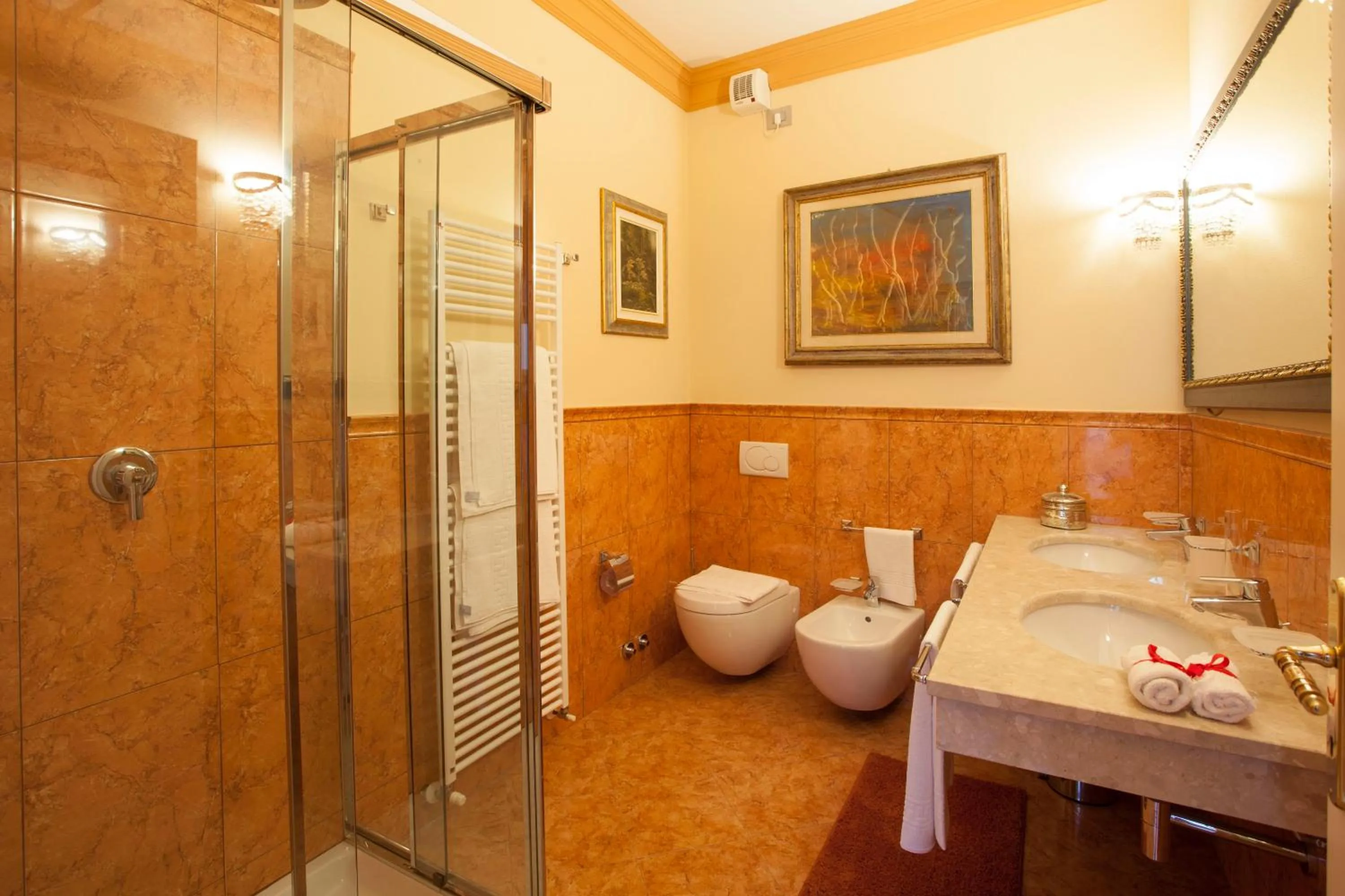 Property building in Martins Residence de Luxe