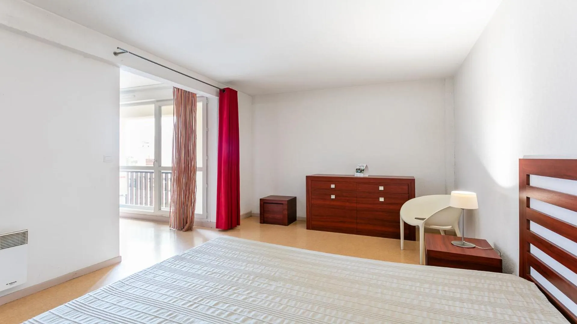 Photo of the whole room, Bed in Vacancéole - Résidence Le Saint Clair