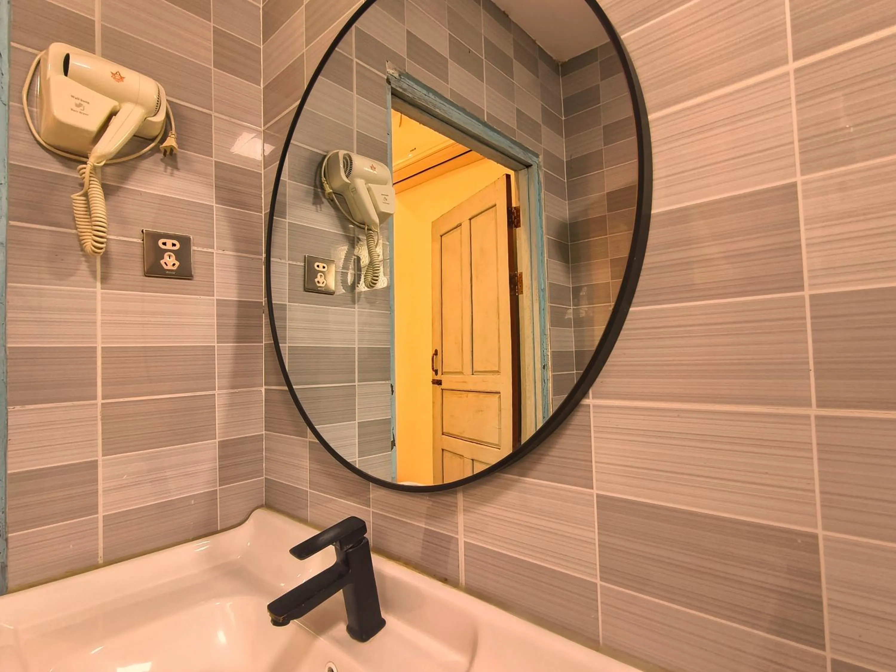 Luang Prabang chanon hotel