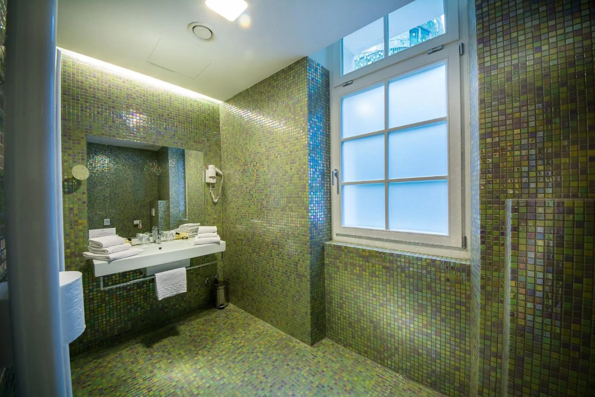 Bathroom in Rimske Terme Resort - Hotel Zdraviliški dvor