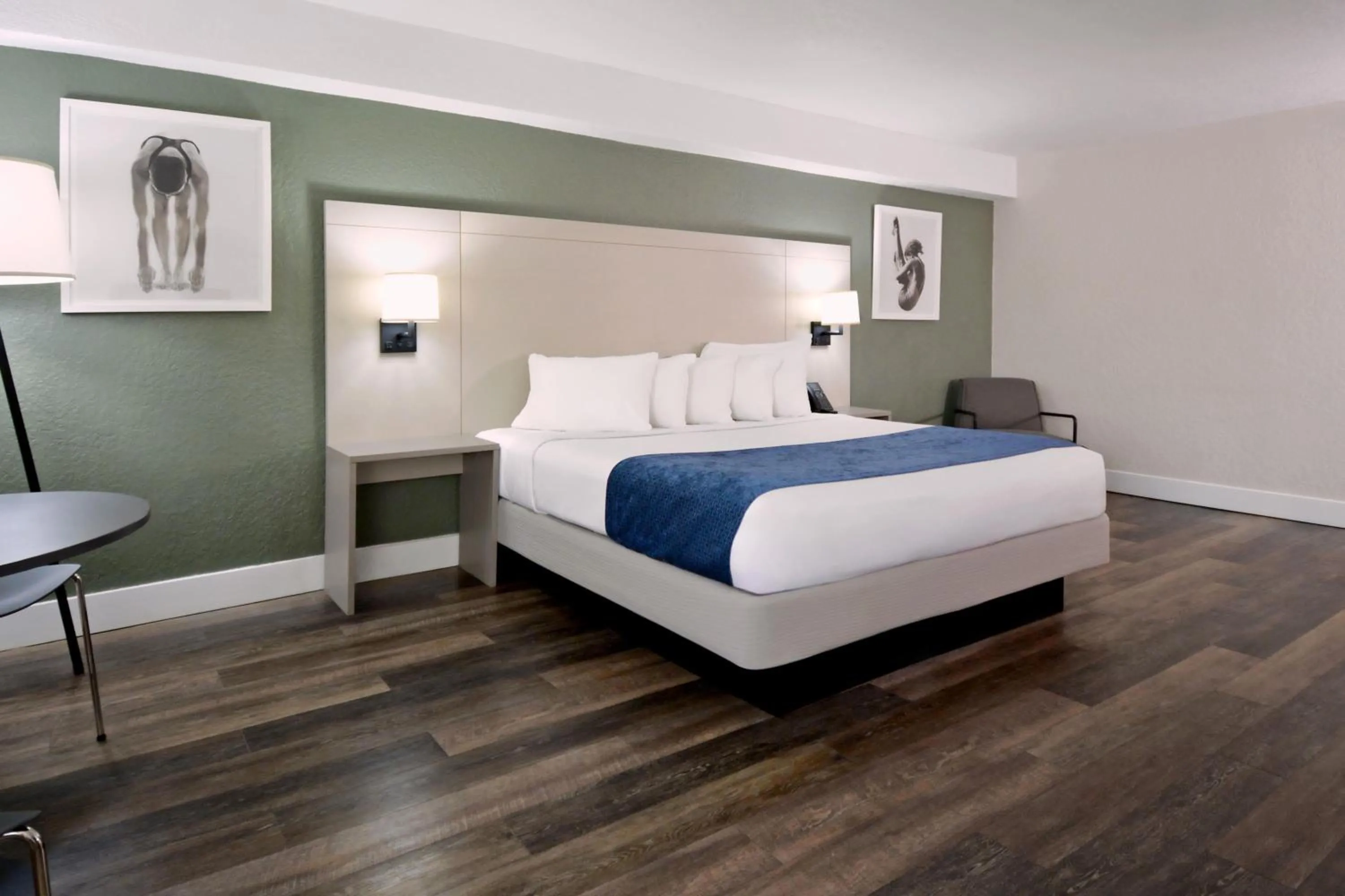 Photo of the whole room, Bed in Wyndham I-Drive Avanti Resort & Conference Center