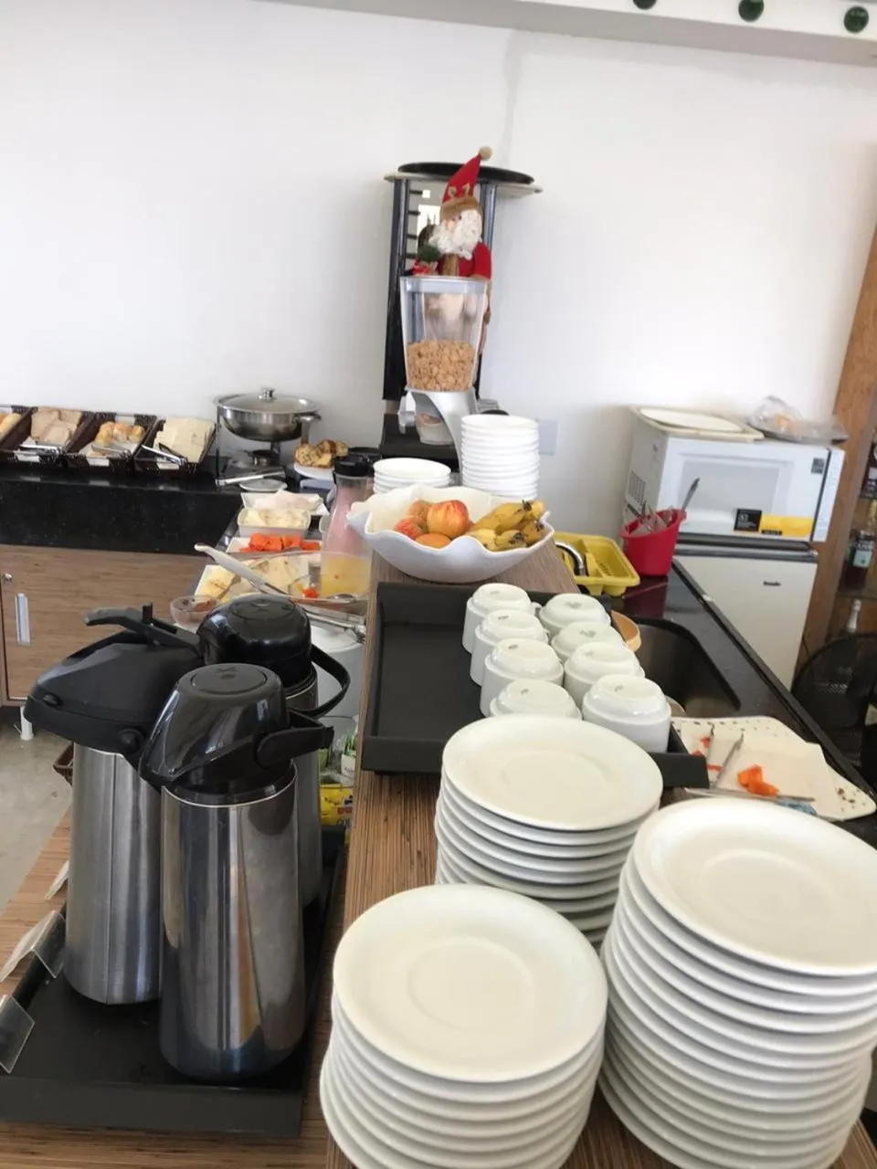 Buffet breakfast in Hotel Villa Smart