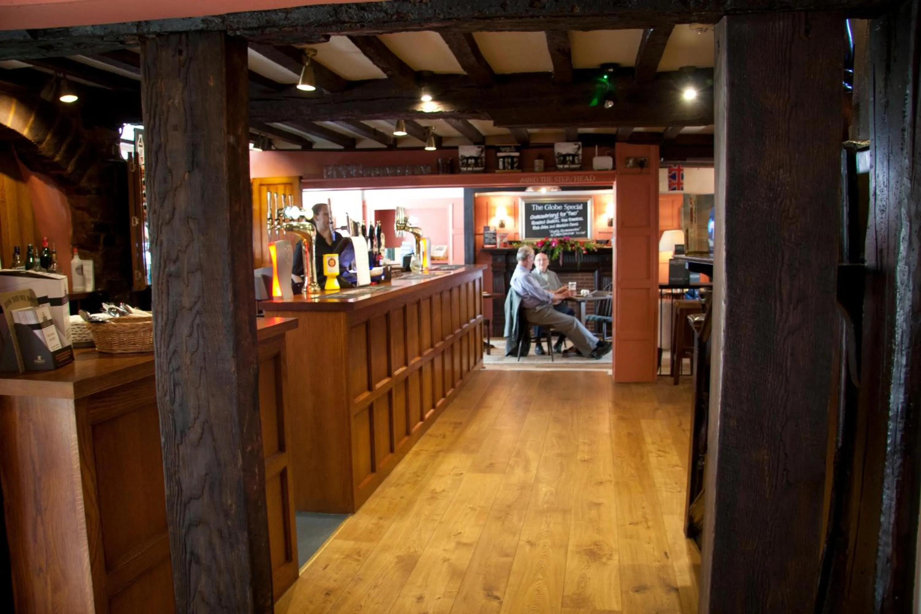 Lounge or bar in The Globe