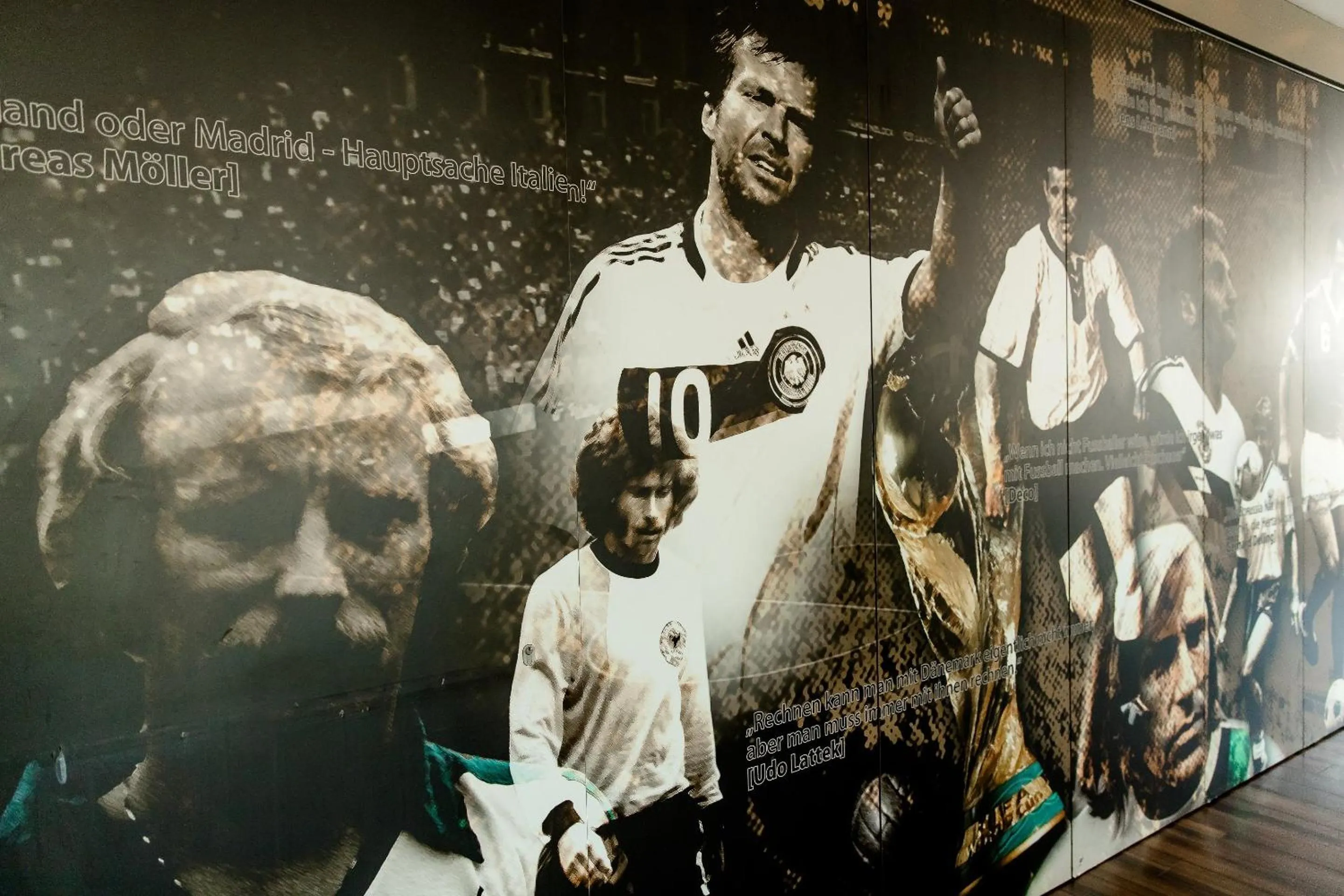 Lounge or bar in Motel One München-Garching