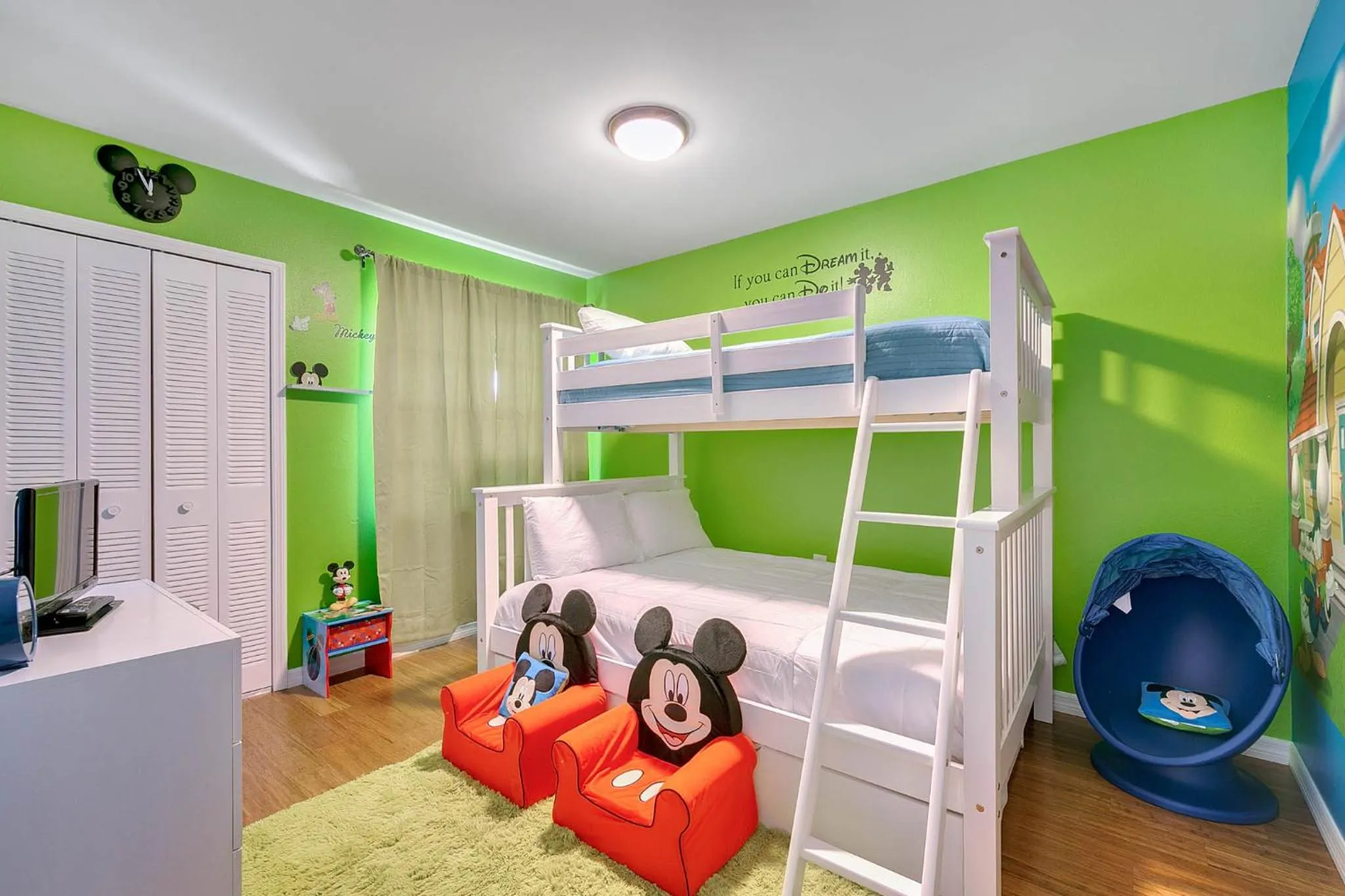 Logo/Certificate/Sign, Bed in Family Vacation Villa, Water Park, Endless Amenities