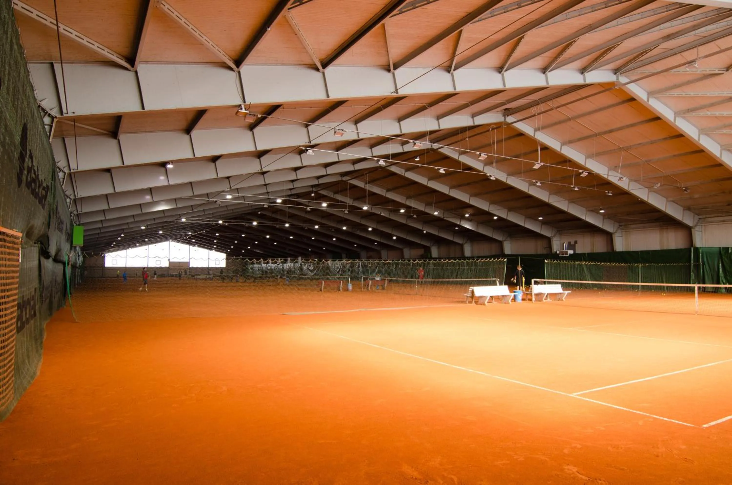 Tennis court in Hotel Khail