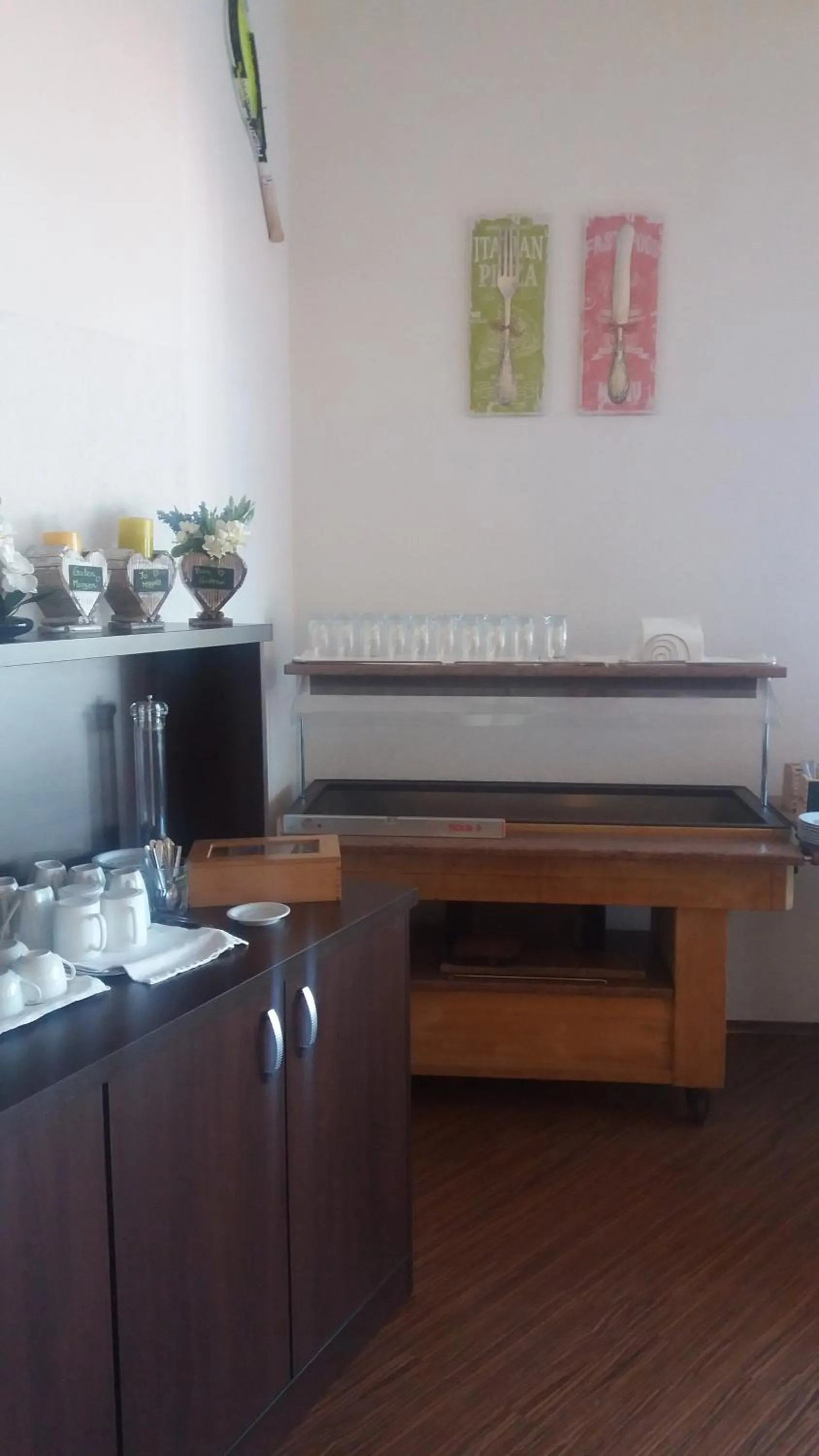 Buffet breakfast in Hotel Khail