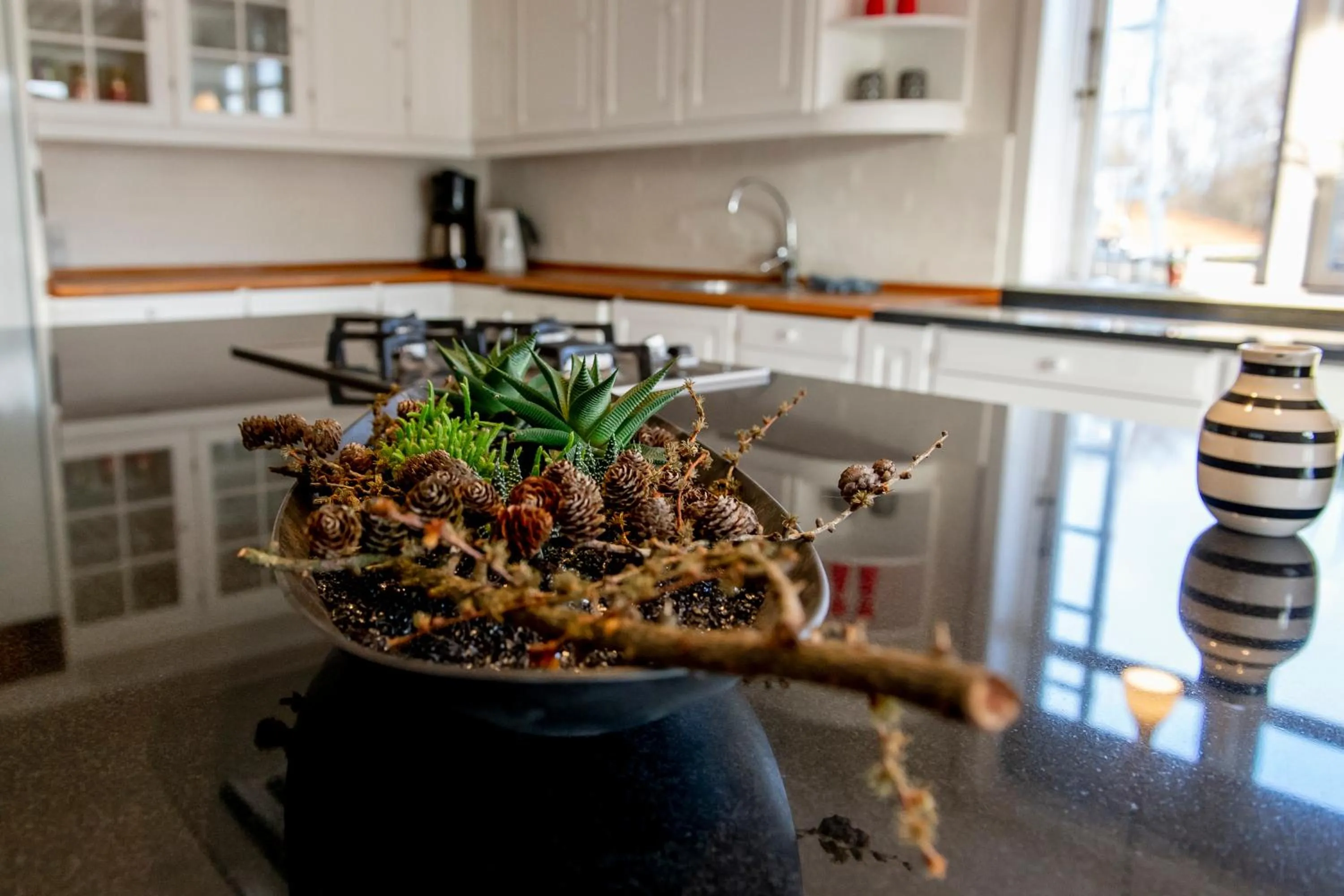 Communal kitchen in Sdr. Omme Bed & Breakfast