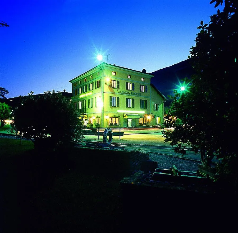 Facade/entrance in Albergo Ristorante Svizzero