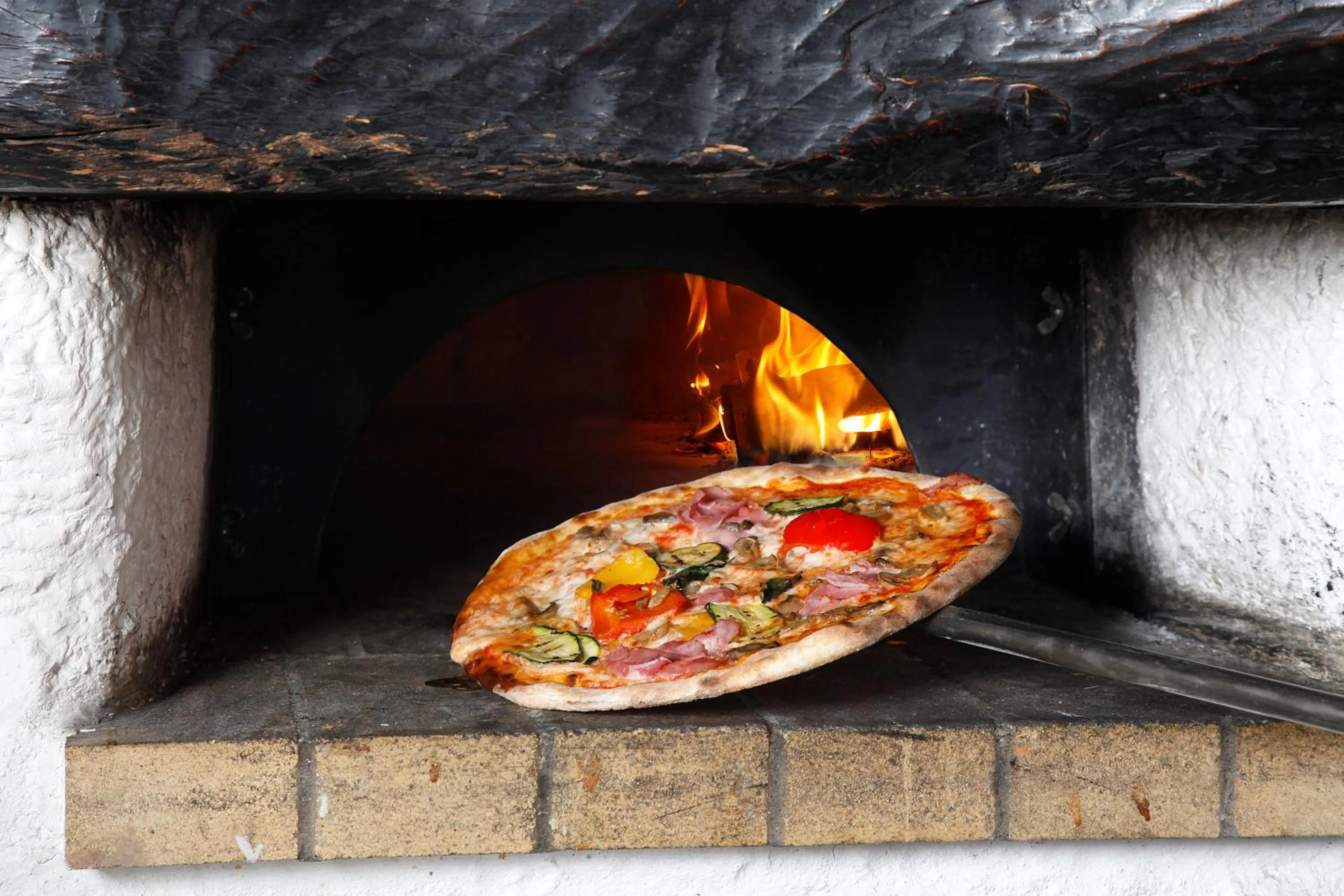 Restaurant/places to eat in Albergo Ristorante Svizzero