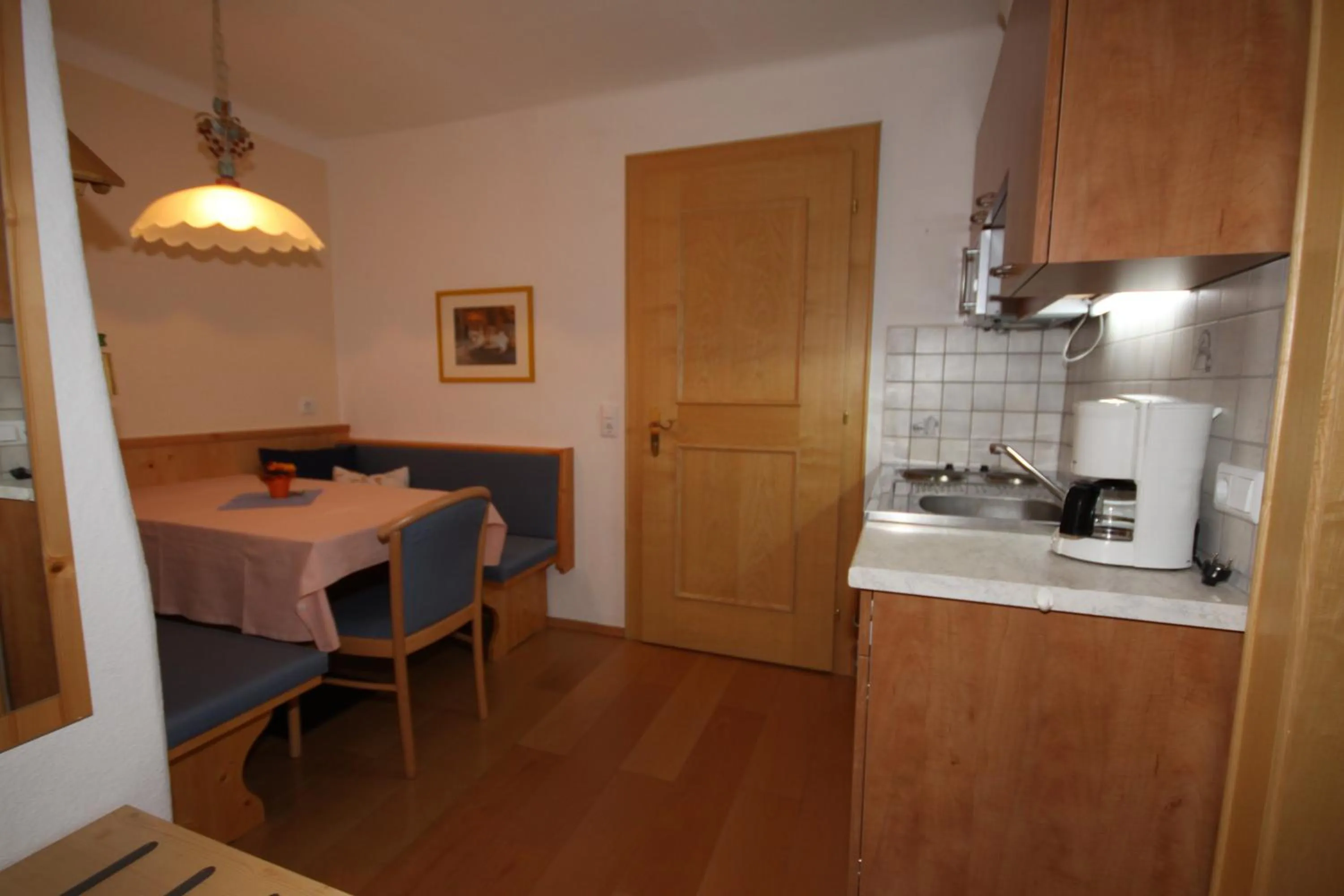 Kitchen or kitchenette in Ferienwohnungen Starchenthof - Wildschönau, Premiumcard inclusive