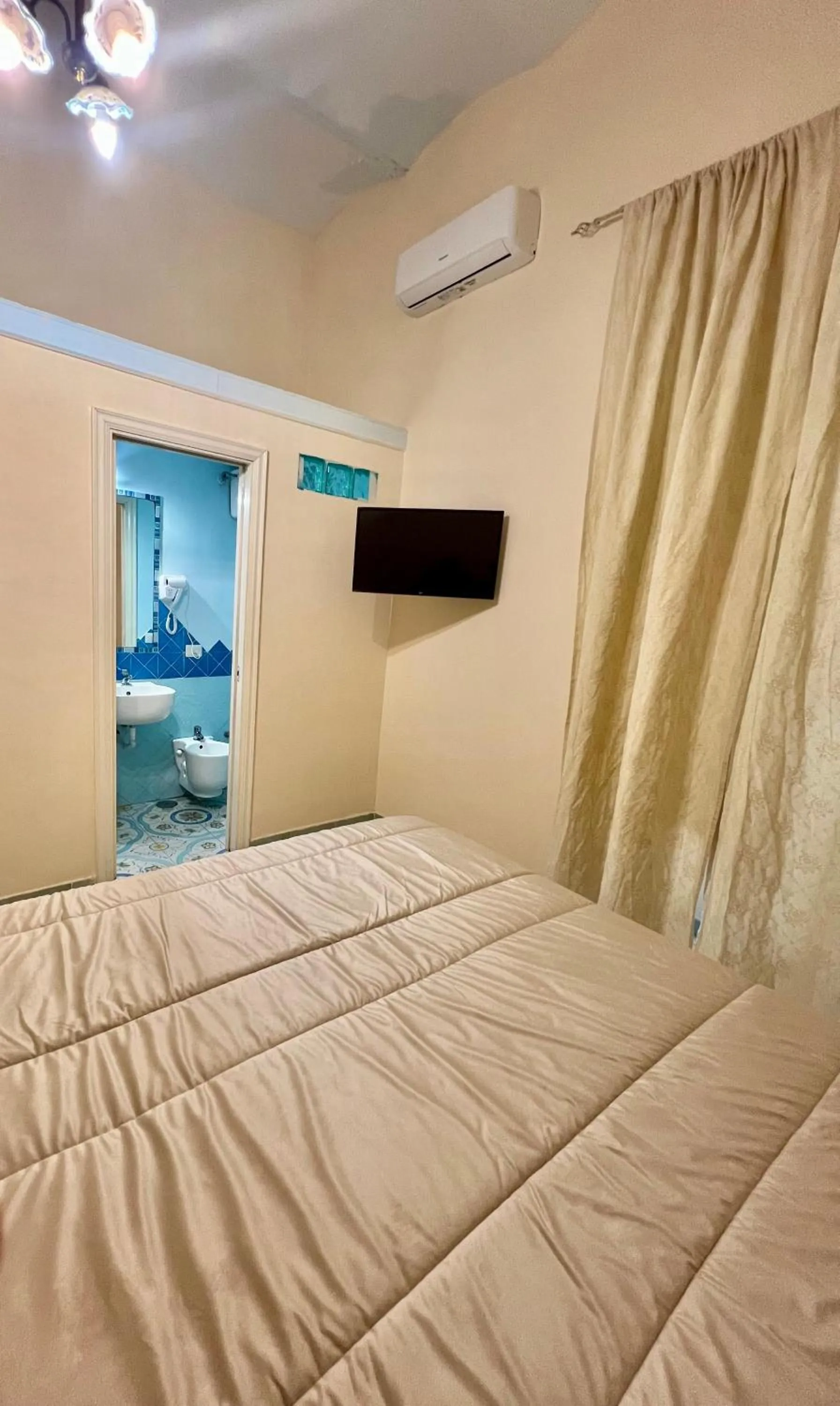 TV and multimedia, Bed in Beb Rosy