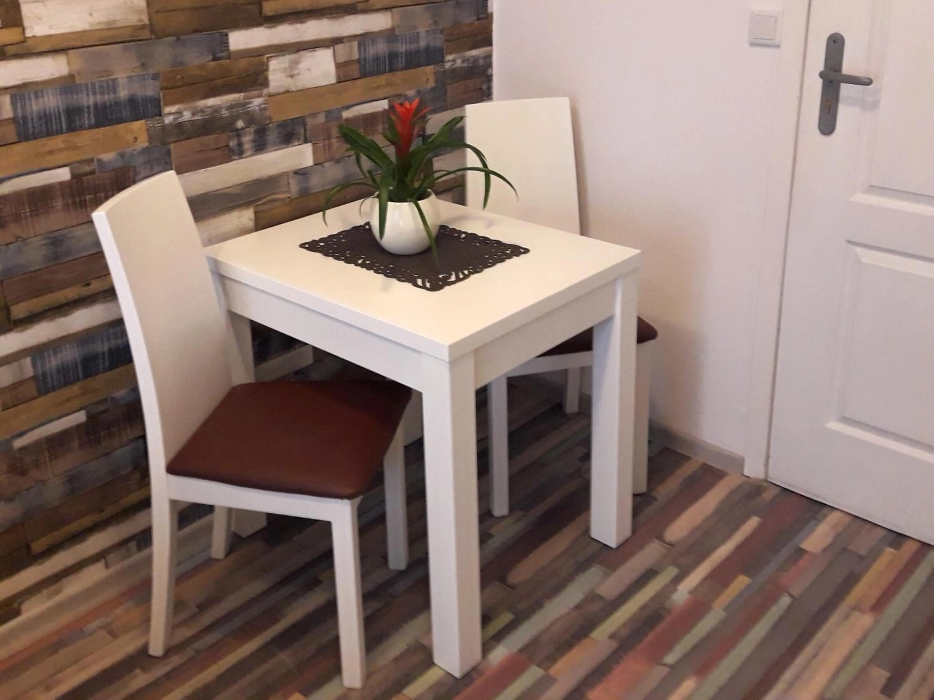 Photo of the whole room in Cracow Central Aparthotel