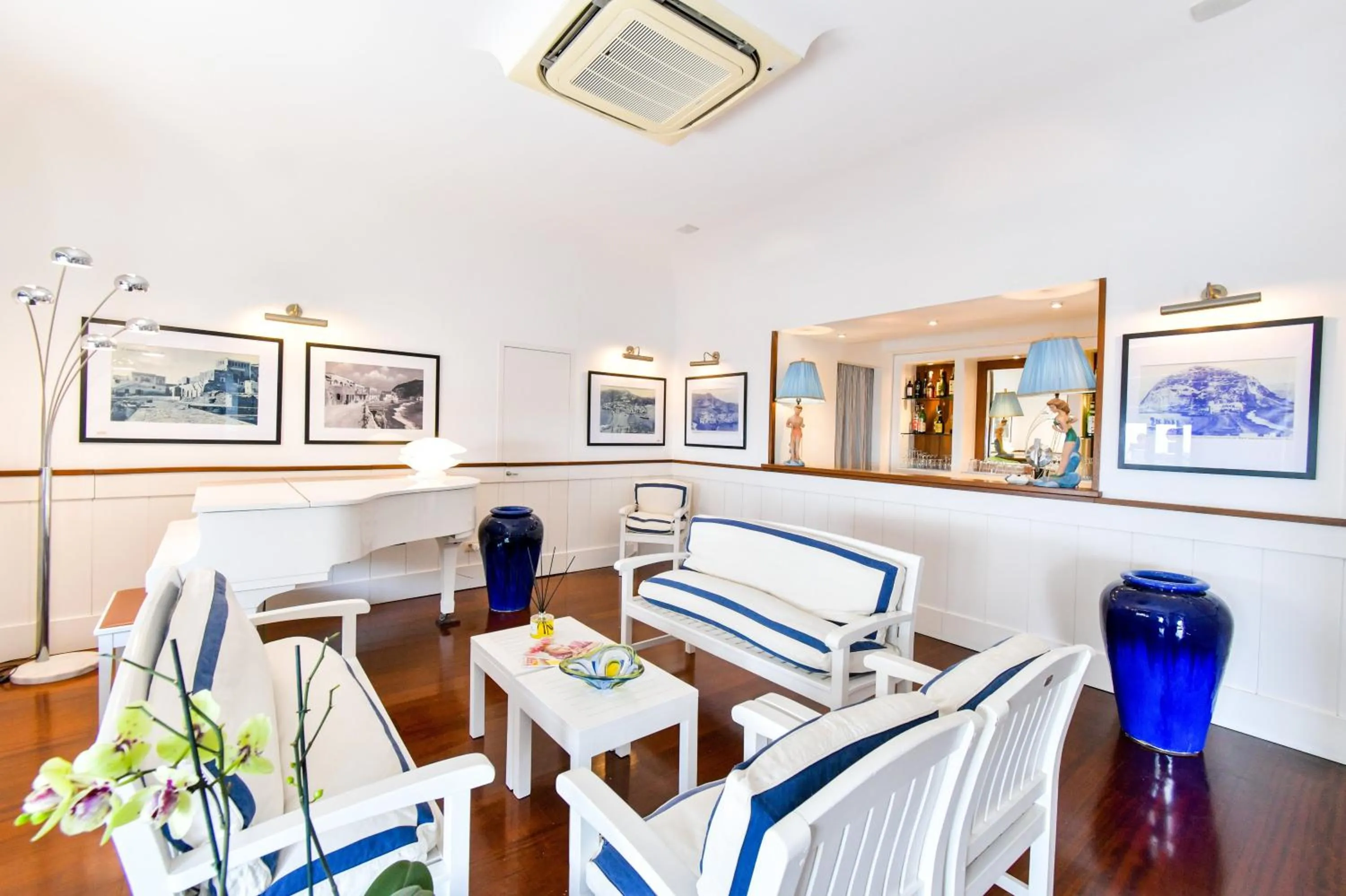 Lobby or reception in Hotel Casa Celestino