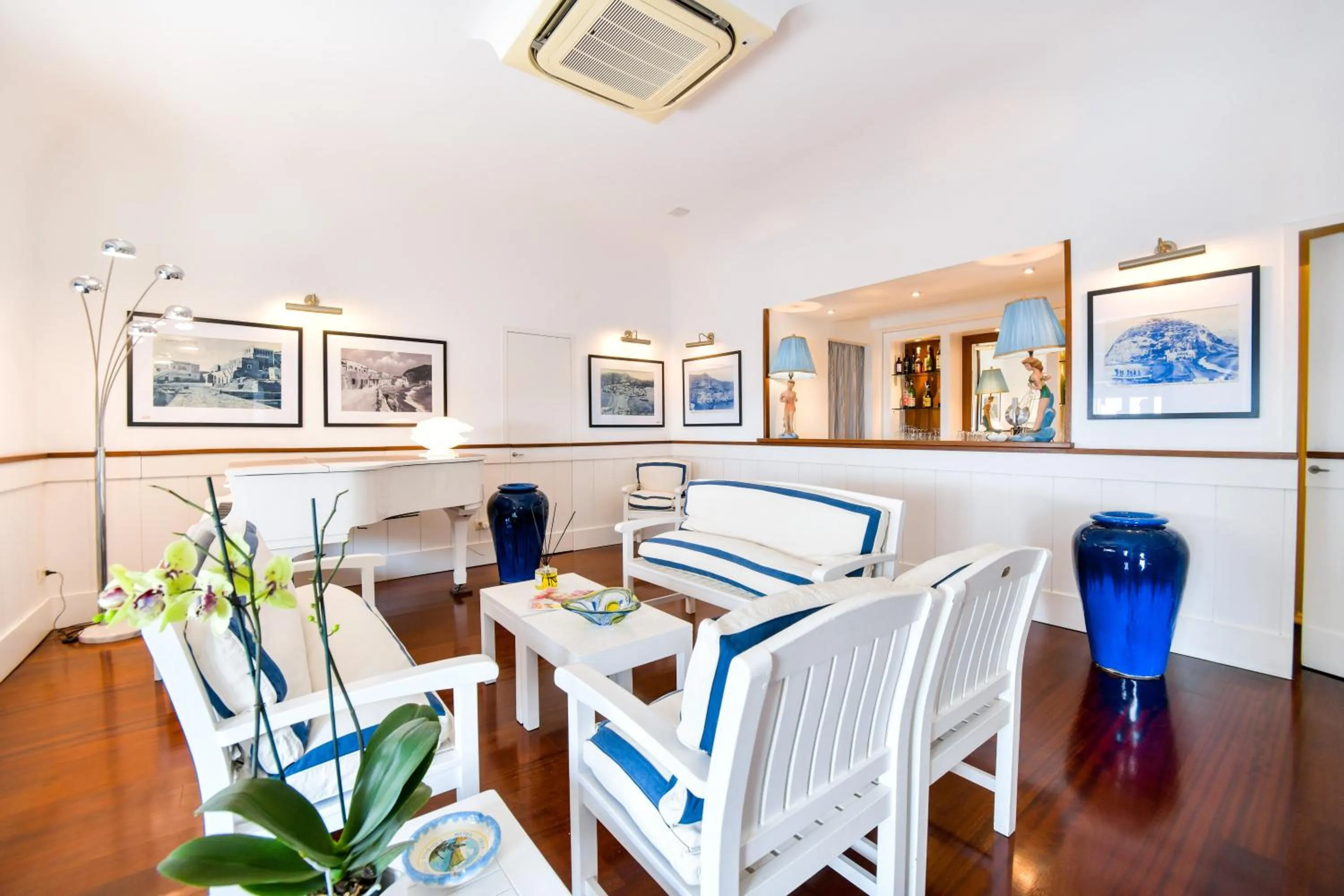 Lobby or reception in Hotel Casa Celestino