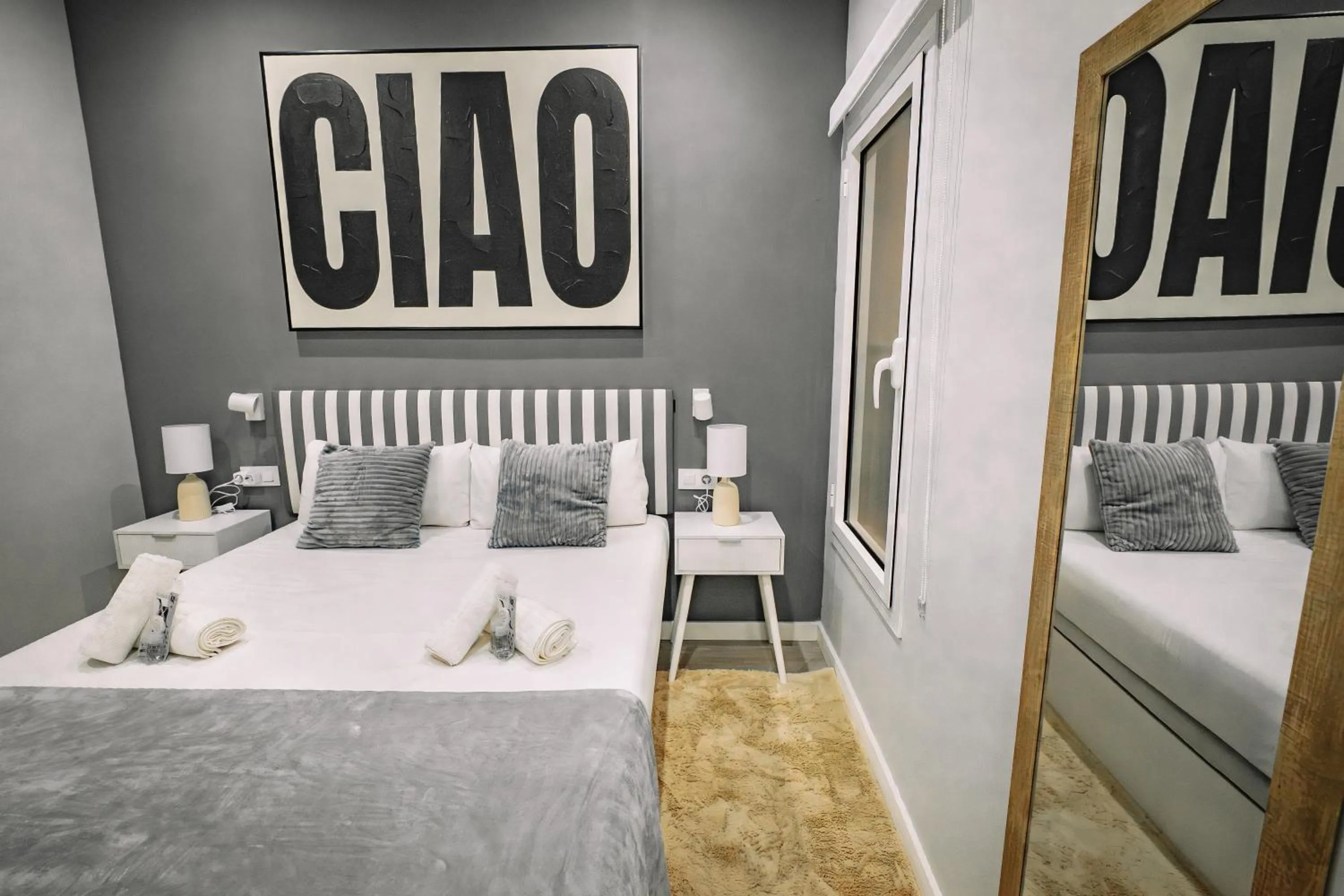 Bed in Fira Rooms Barcelona Hospitalet