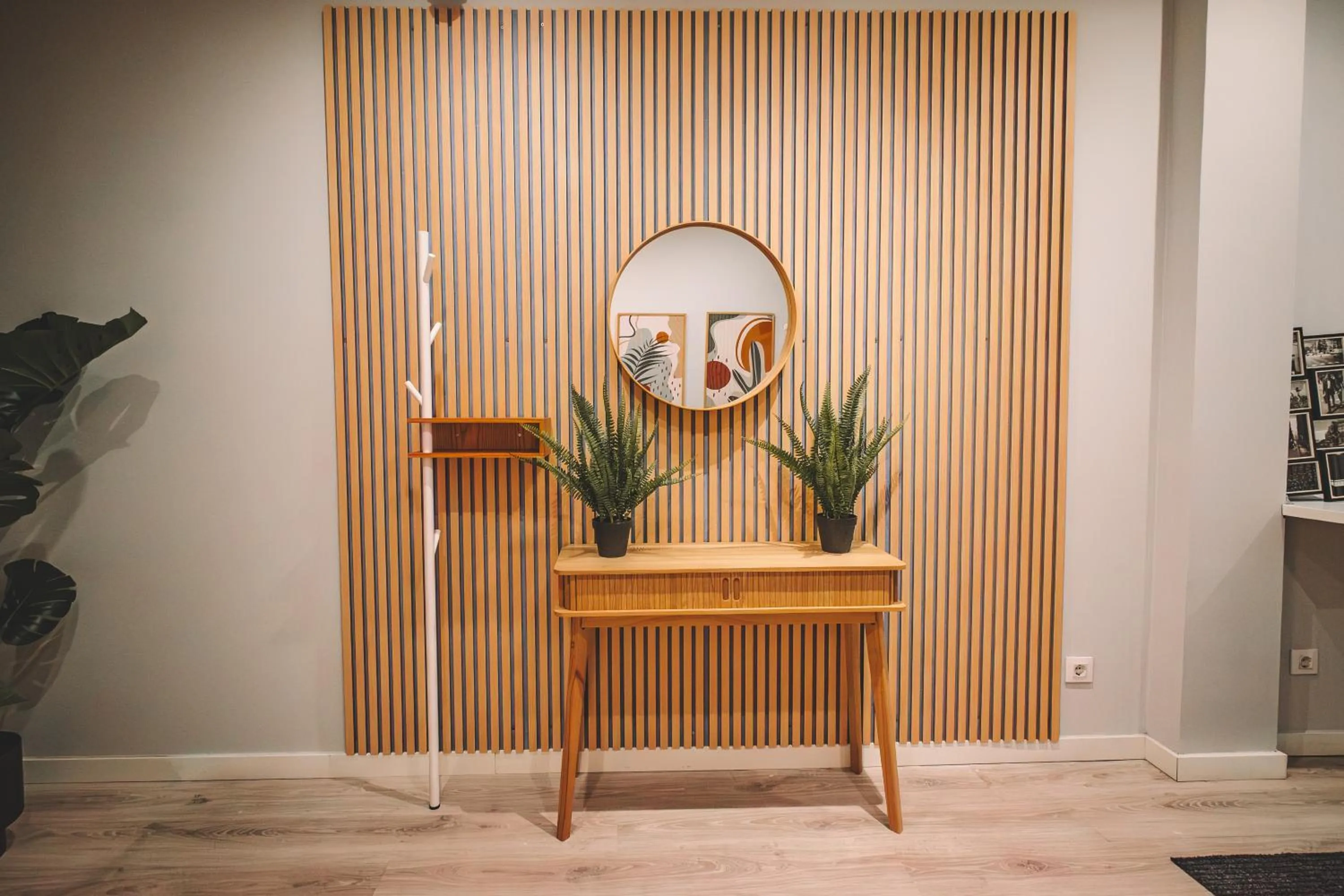 Lobby or reception in Fira Rooms Barcelona Hospitalet